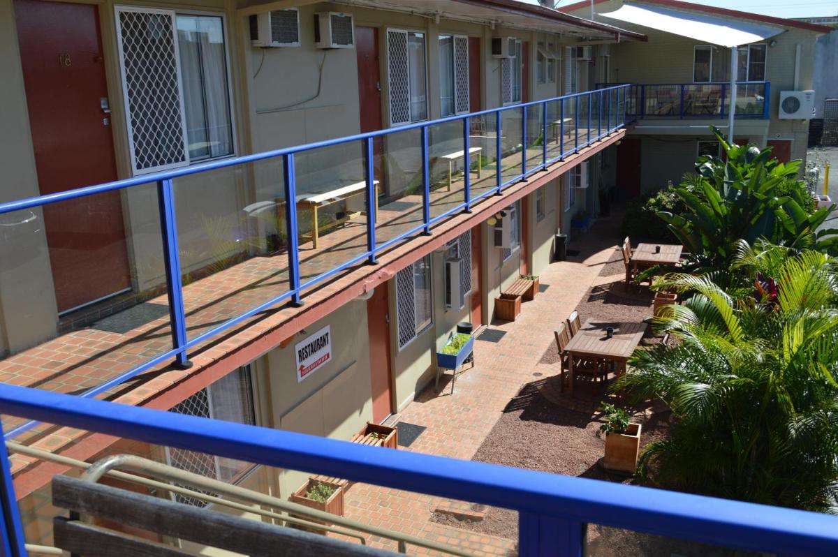 balcony