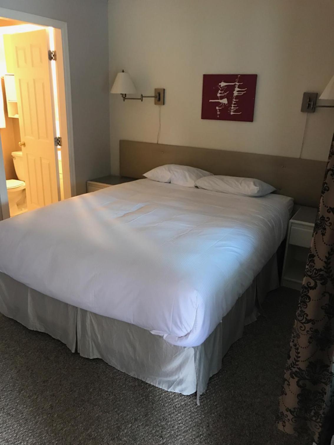 Holiday Motel & RV Resort