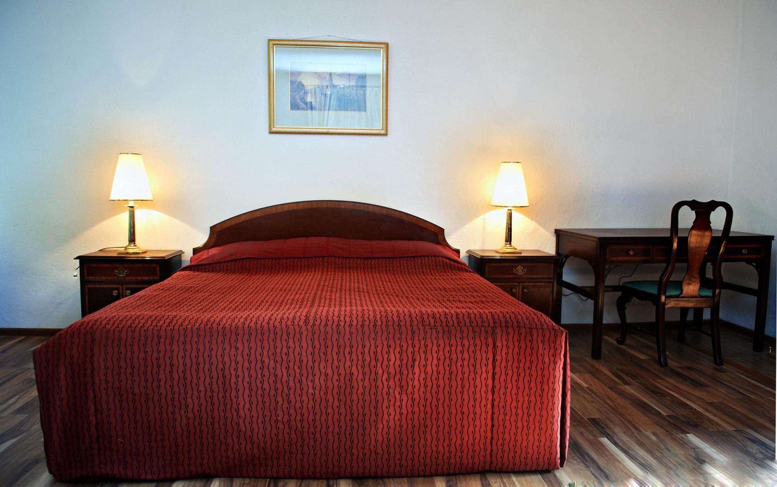 hotel room