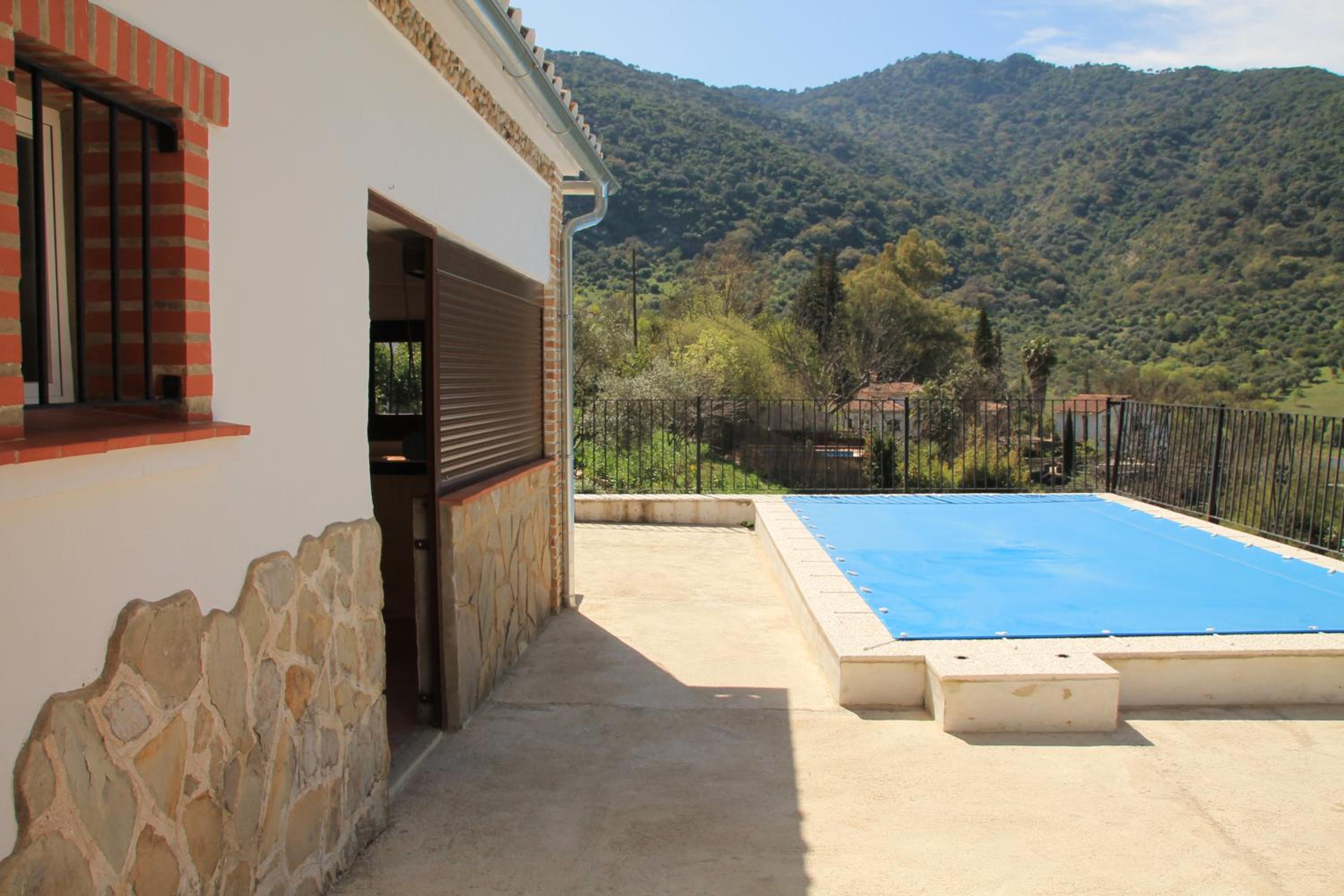 La Fuente De El Nacimiento view 4