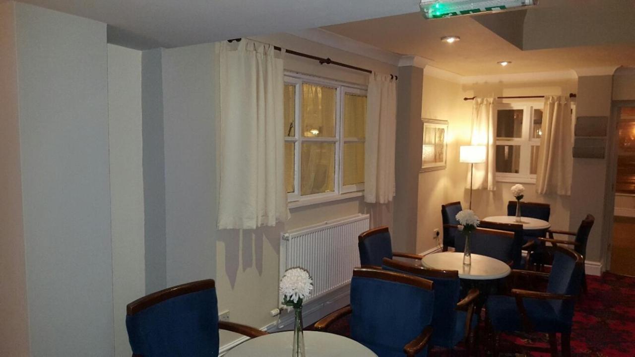 Crewe Vacations - The Waverley Hotel - Property Image 5