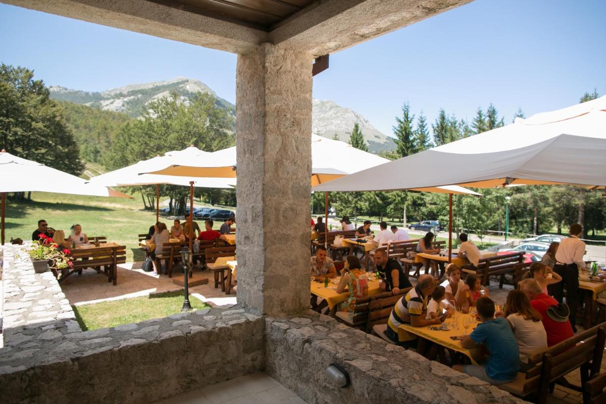 outdoor BBQ area