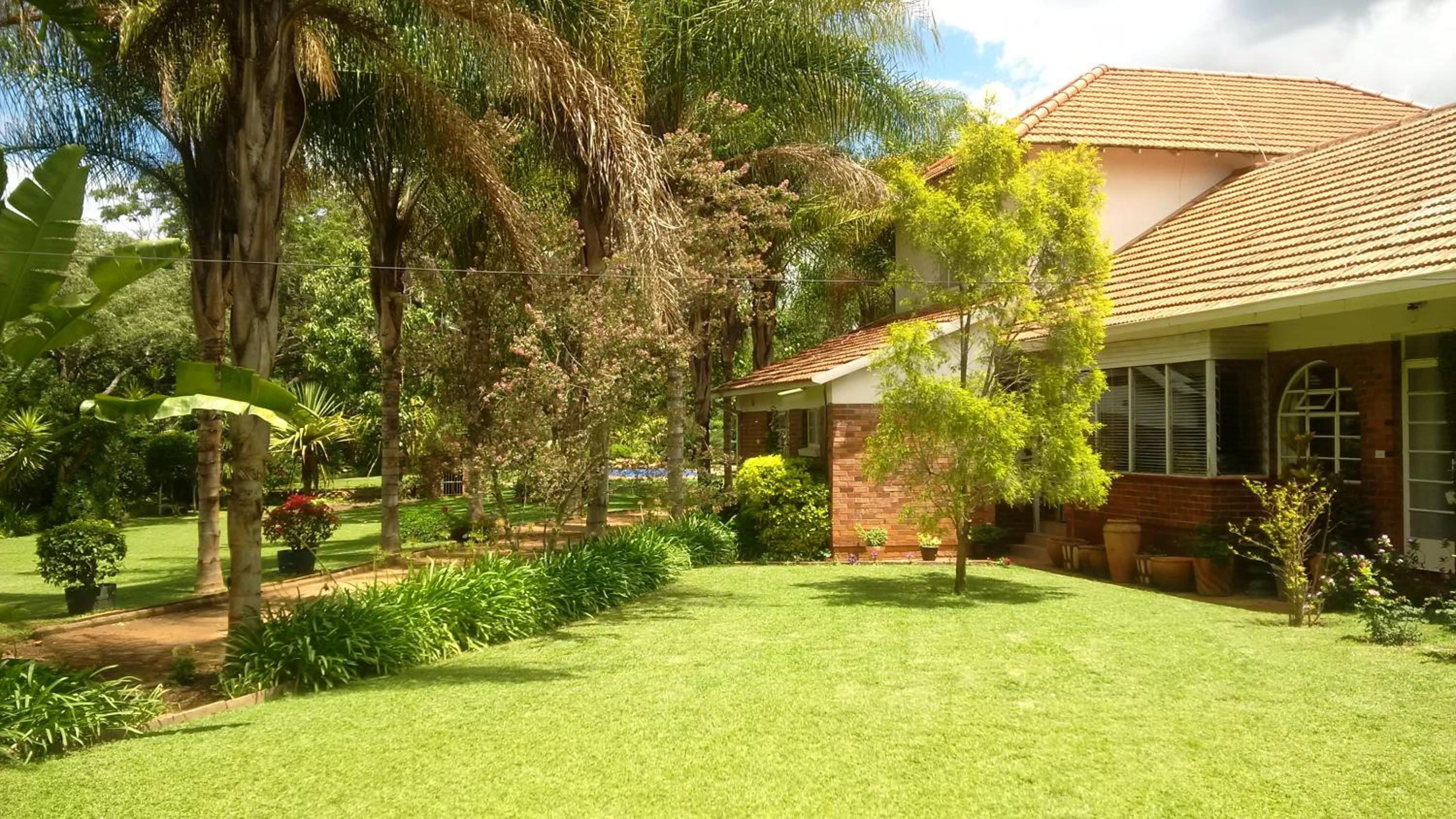 Hillside Manor