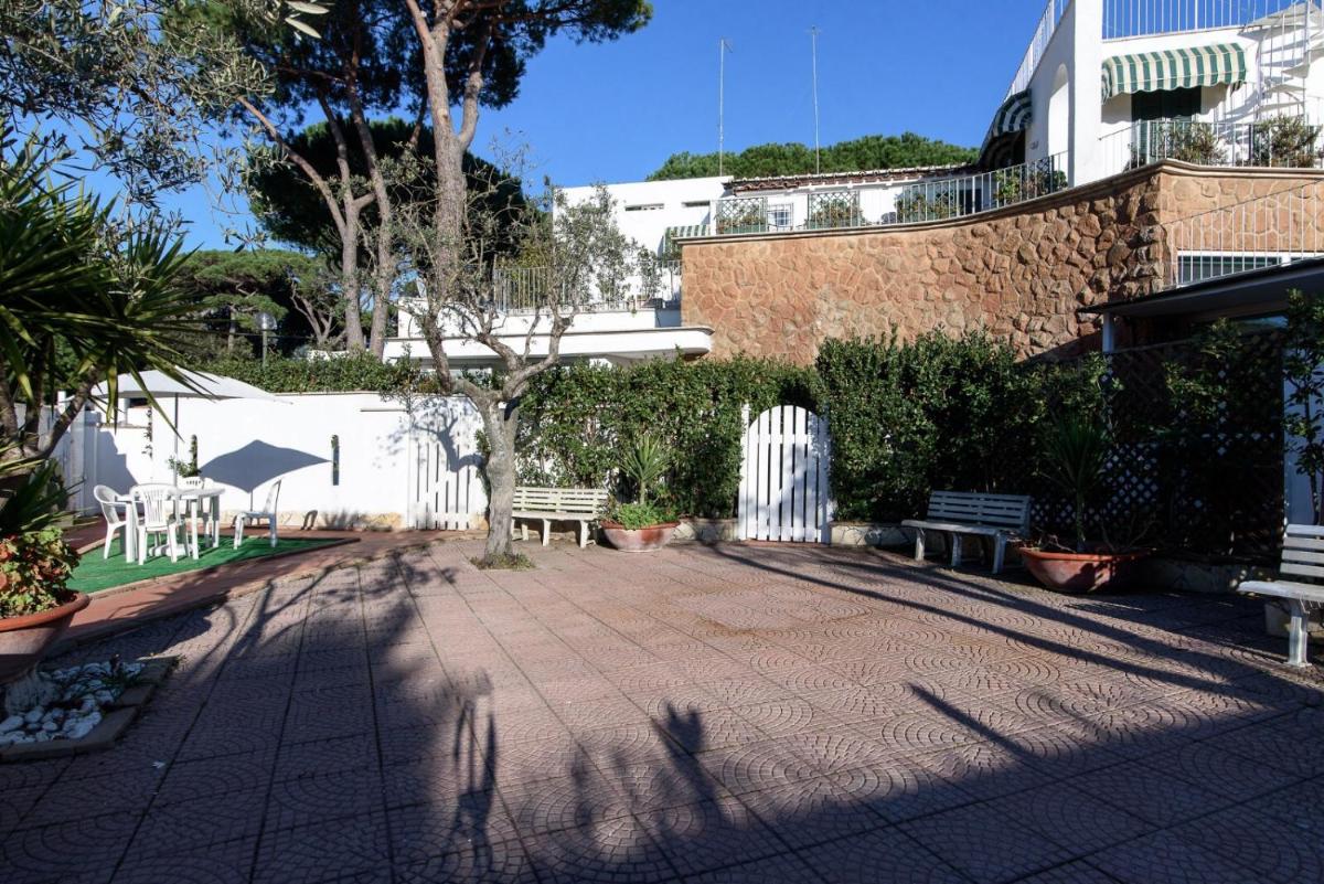 Villa Giulia view 2