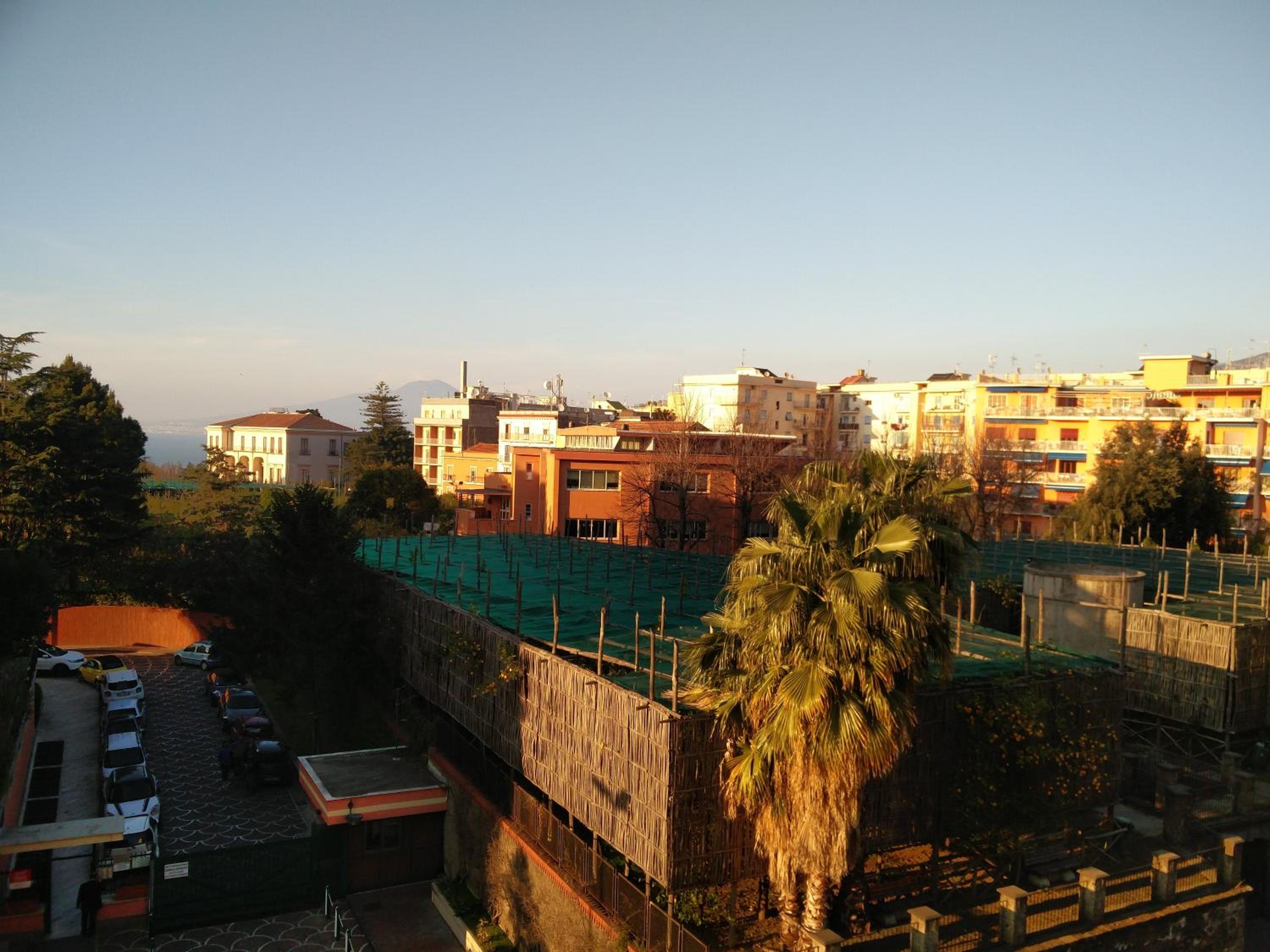 Piazza Lauro Suites
