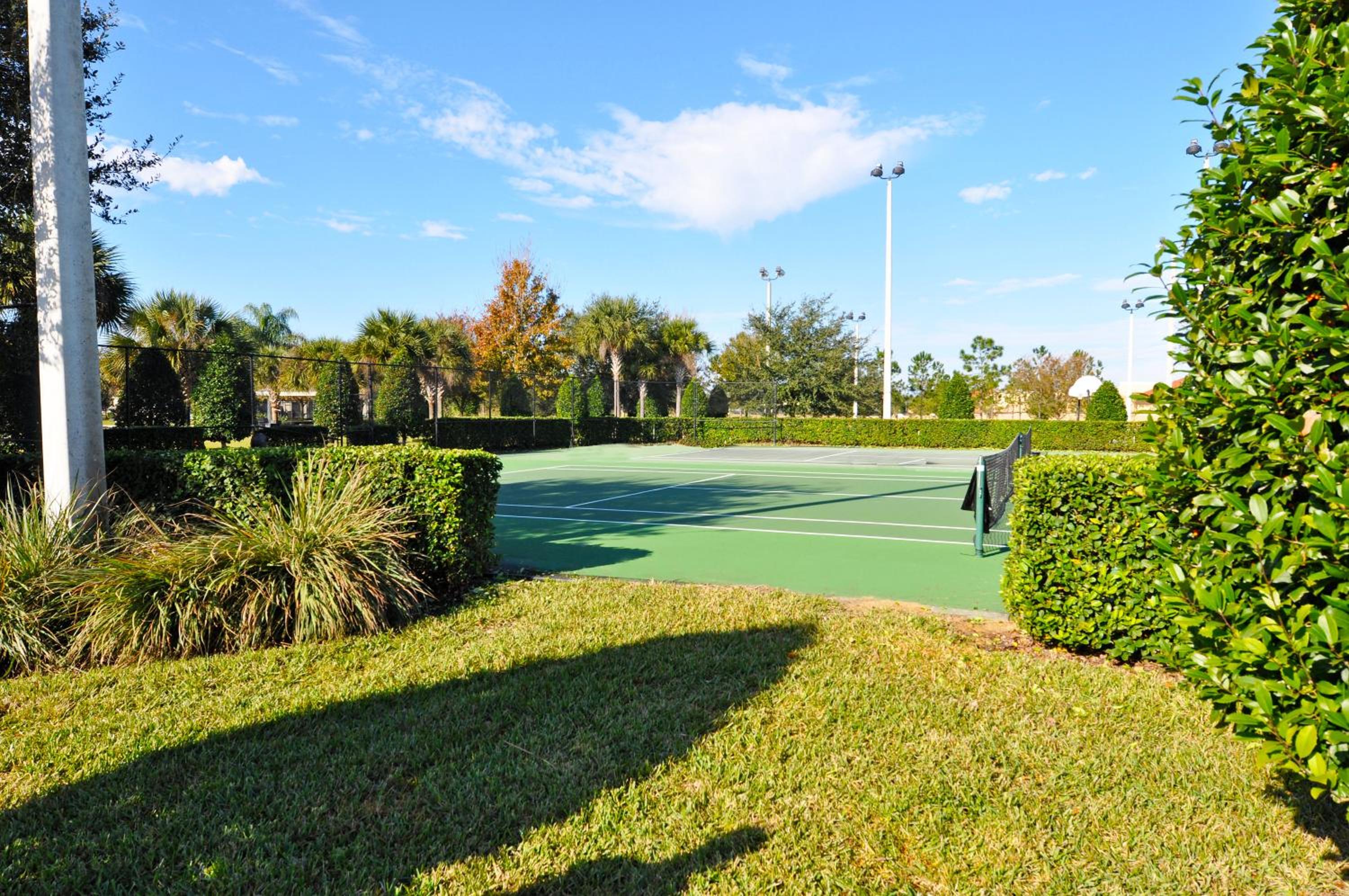 Windsor Hills Resort 2 Miles to Disney 6-Bedroom 4-Bathrooms Villa with Private Pool and Spa
