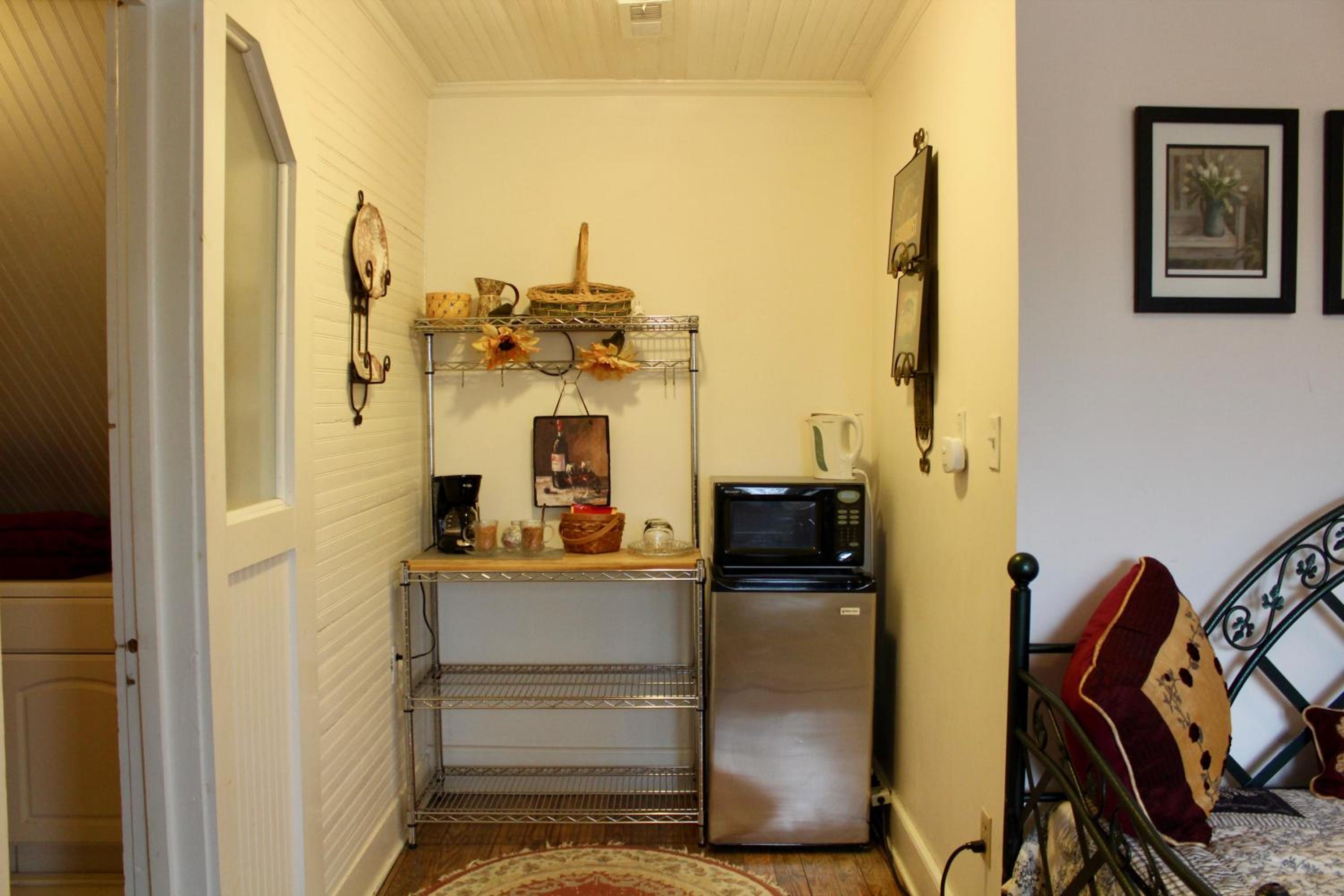 Oakland Cottage Bed and Breakfast