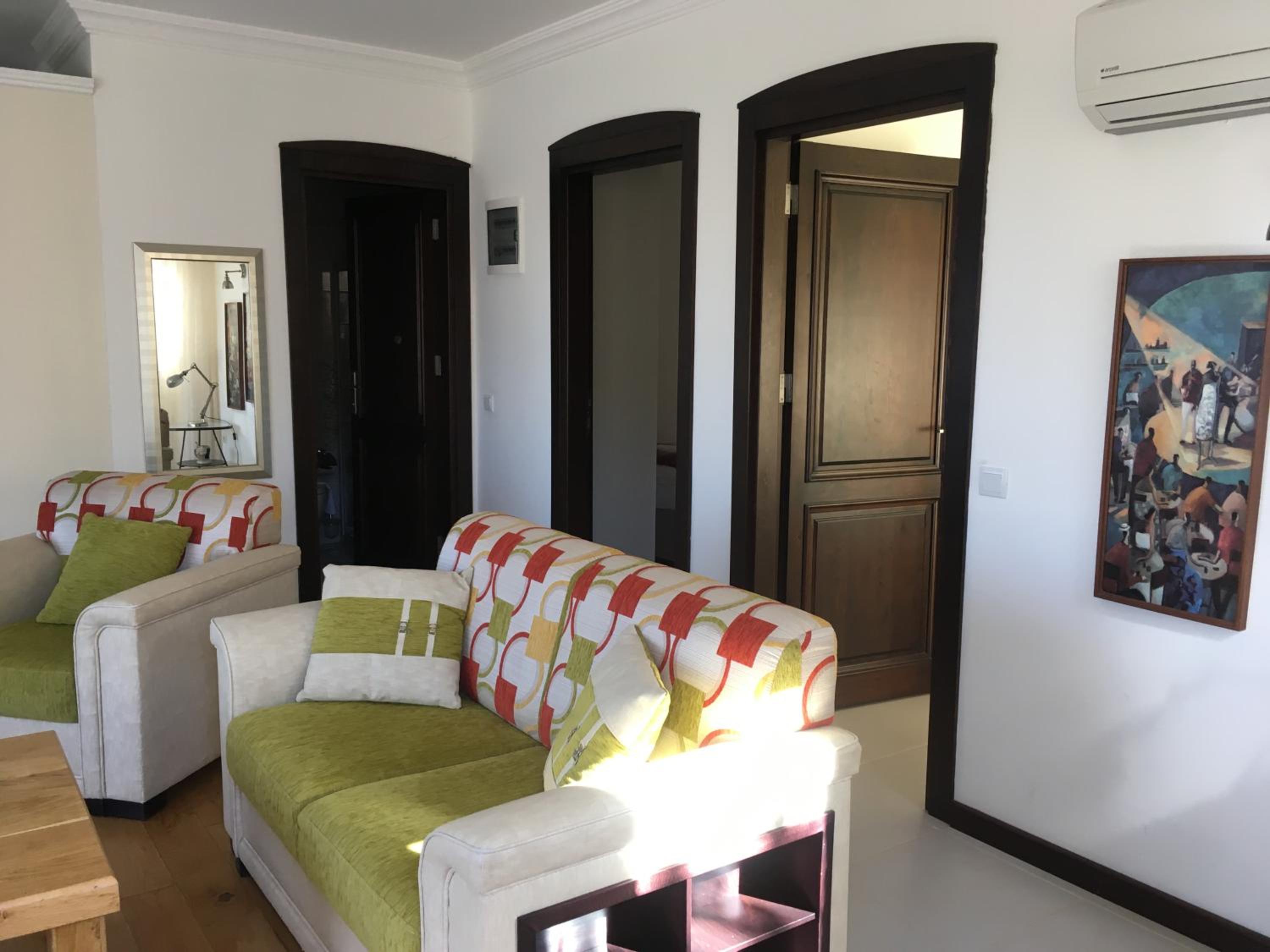 Derya Beach Apartment - Image 18