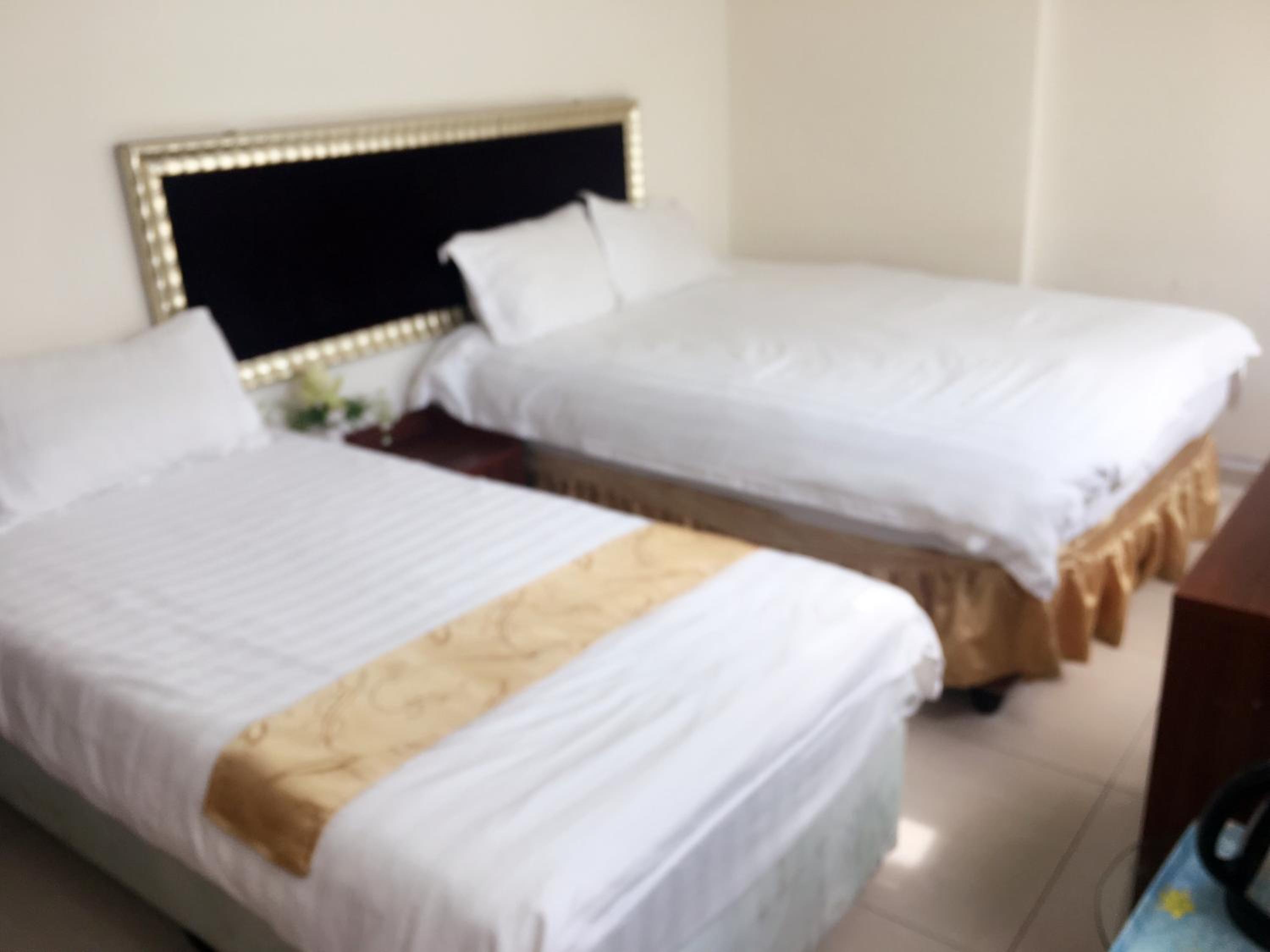 Shengtang Business Hotel