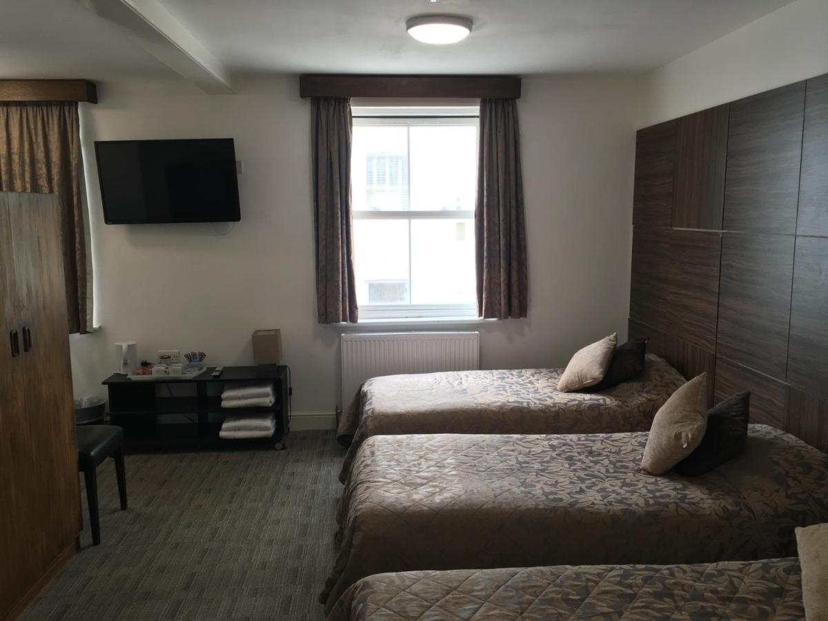 Brighton Beach Inn