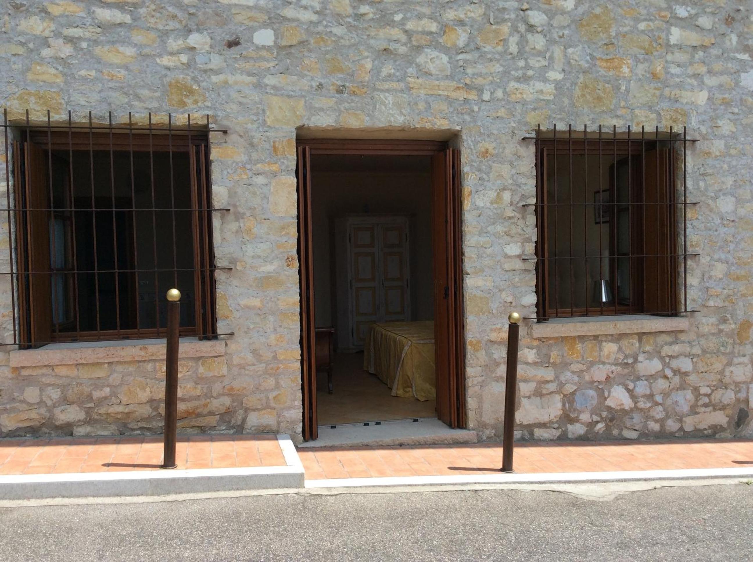 Photo 46