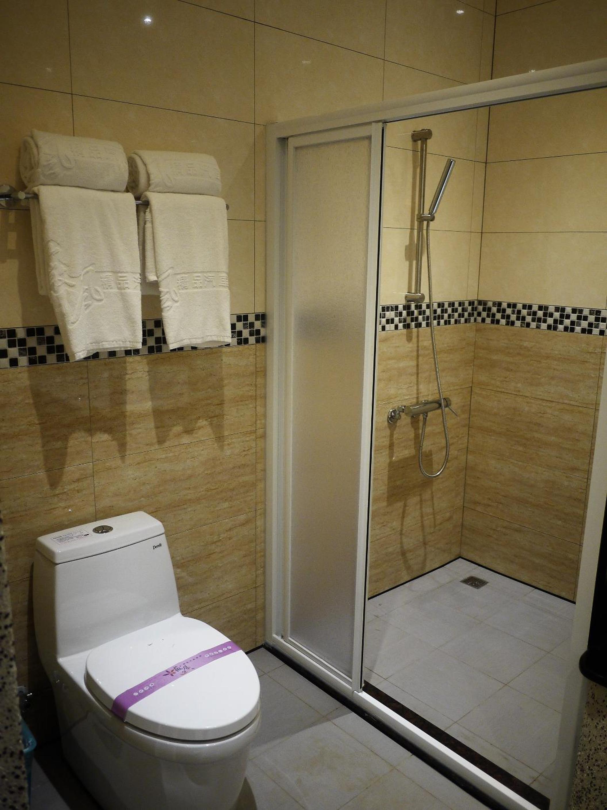 Wei Feng Exquisite Motel Pintung Branch