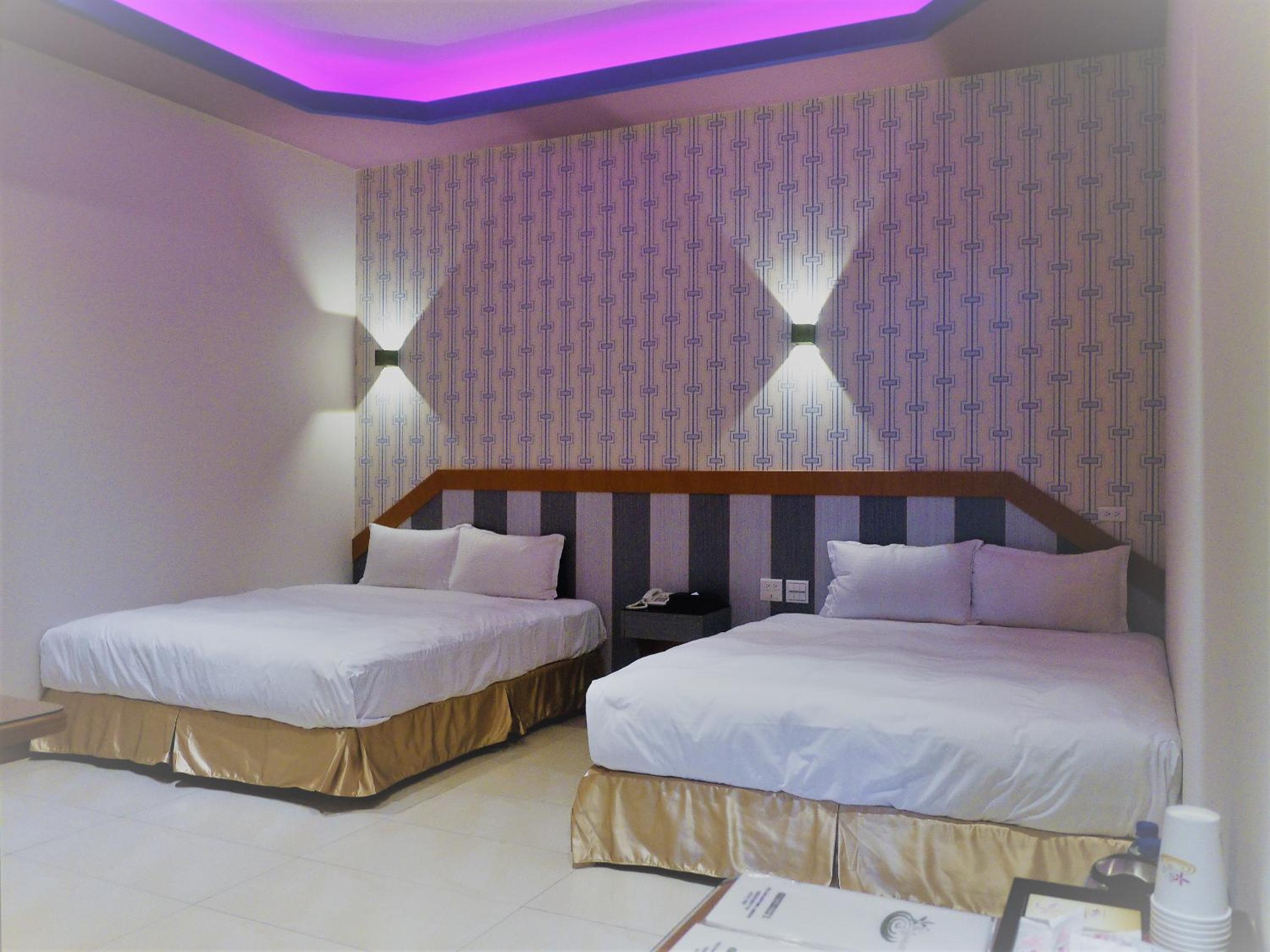 Wei Feng Exquisite Motel Pintung Branch
