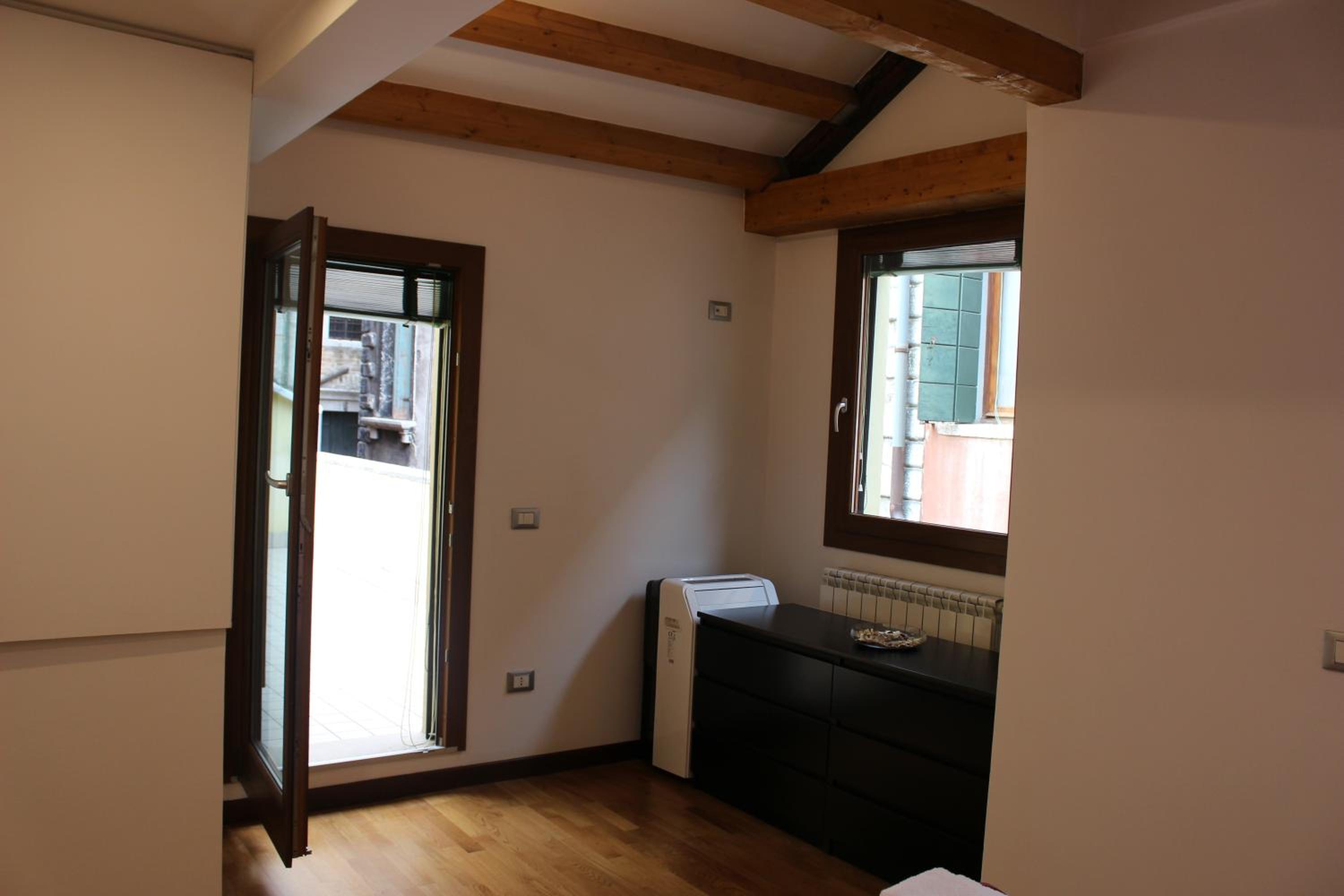 Alessandra House