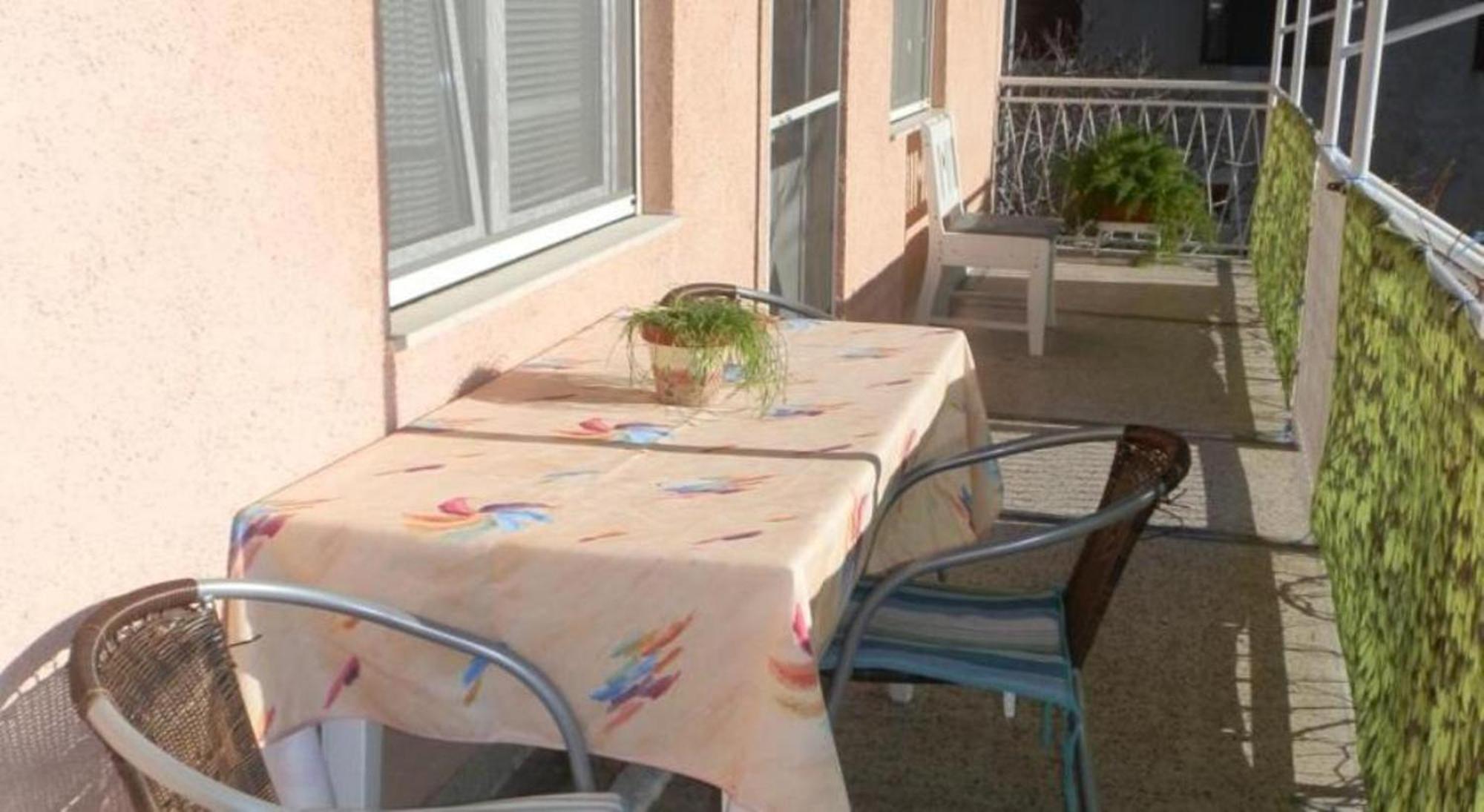 Apartment Julietta view 2