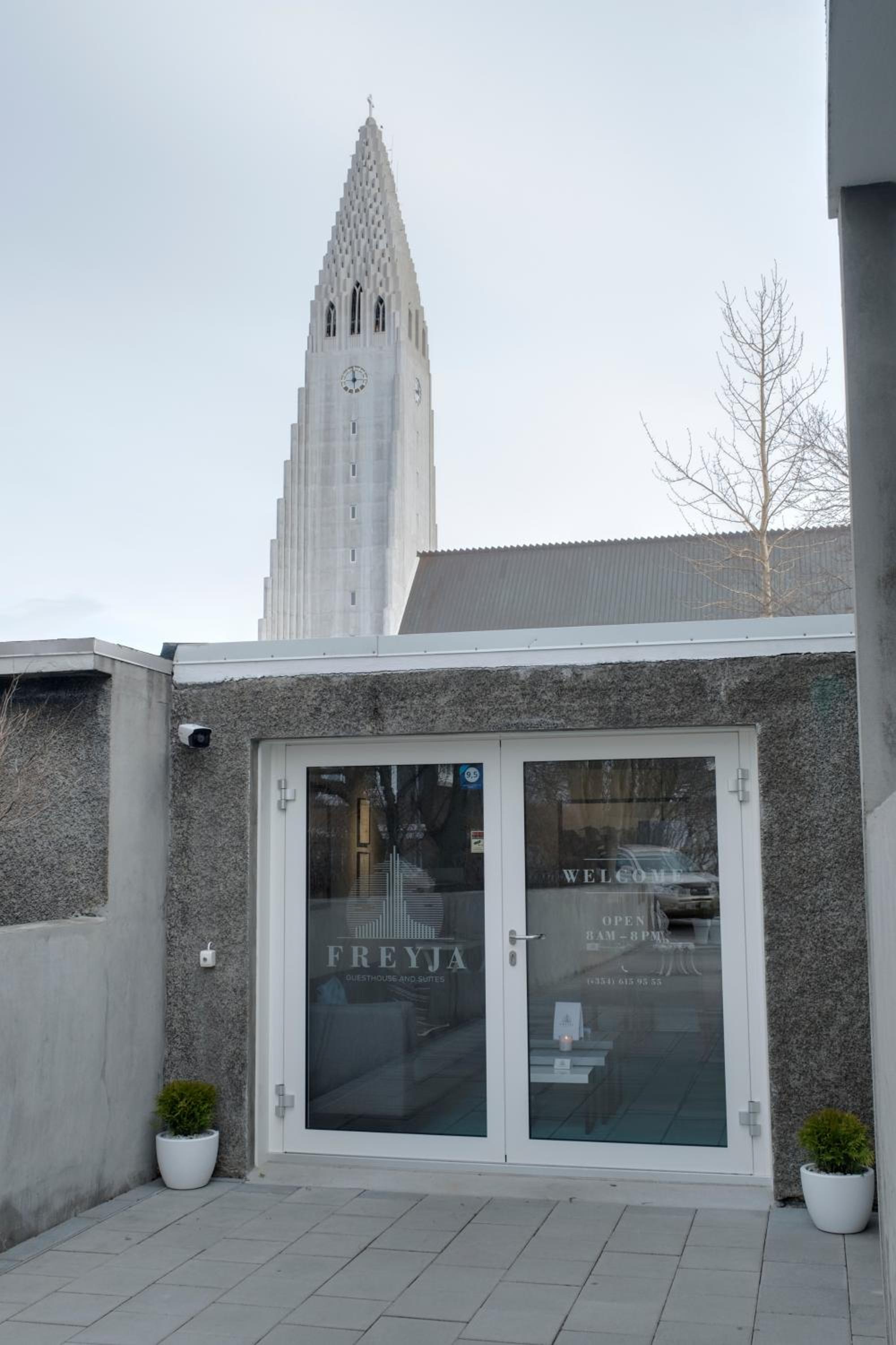 Freyja Guesthouse & Suites