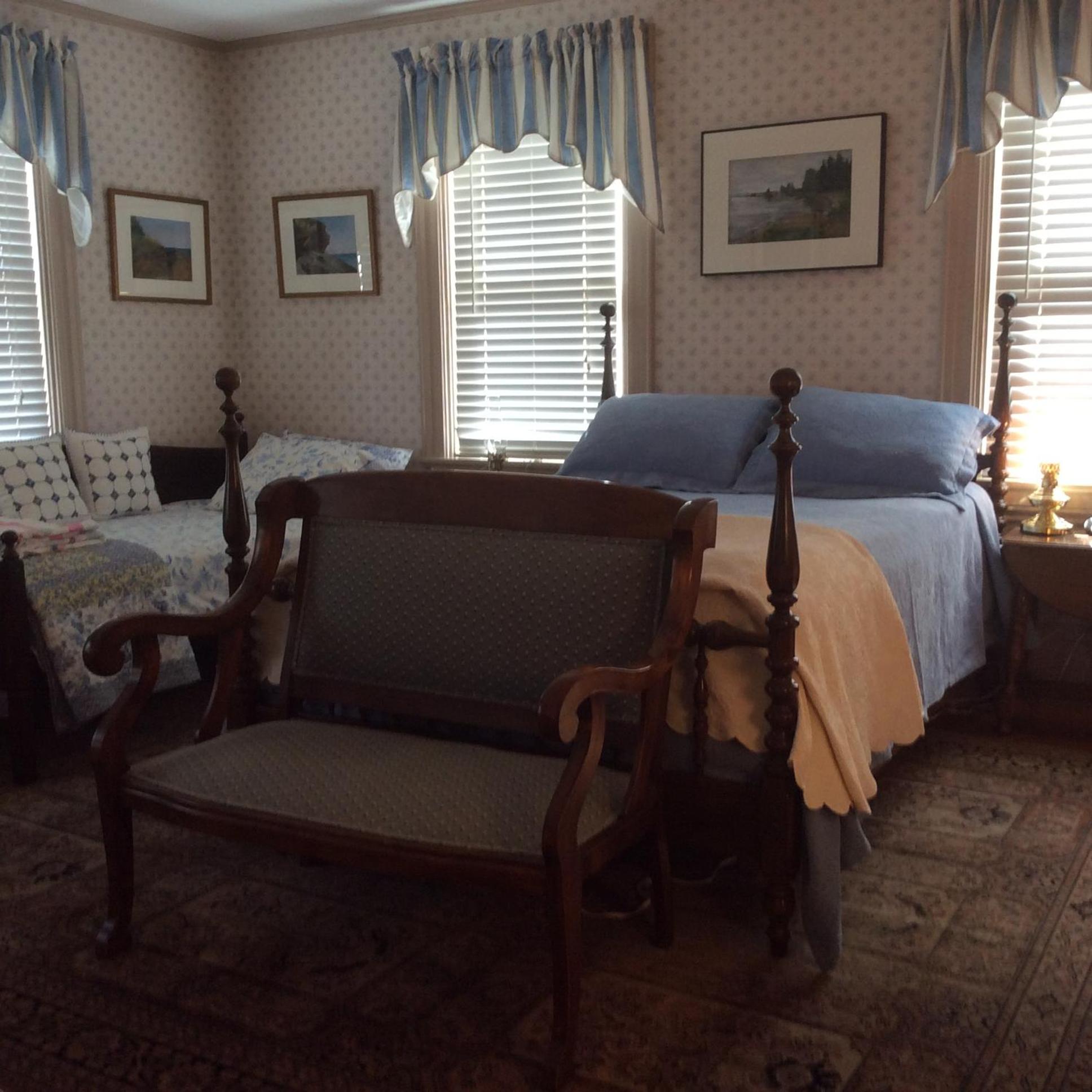 Clary Lake Bed and Breakfast