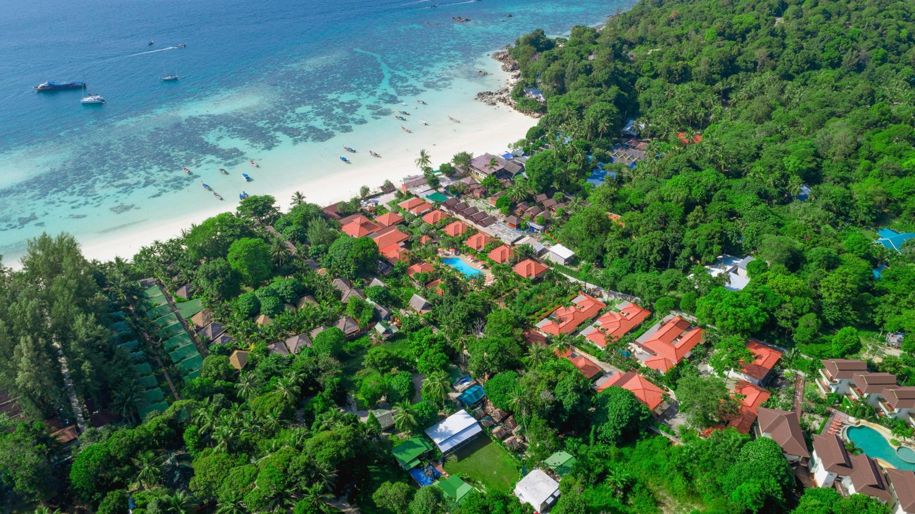 Hotel Sita Beach Resort - Image 1