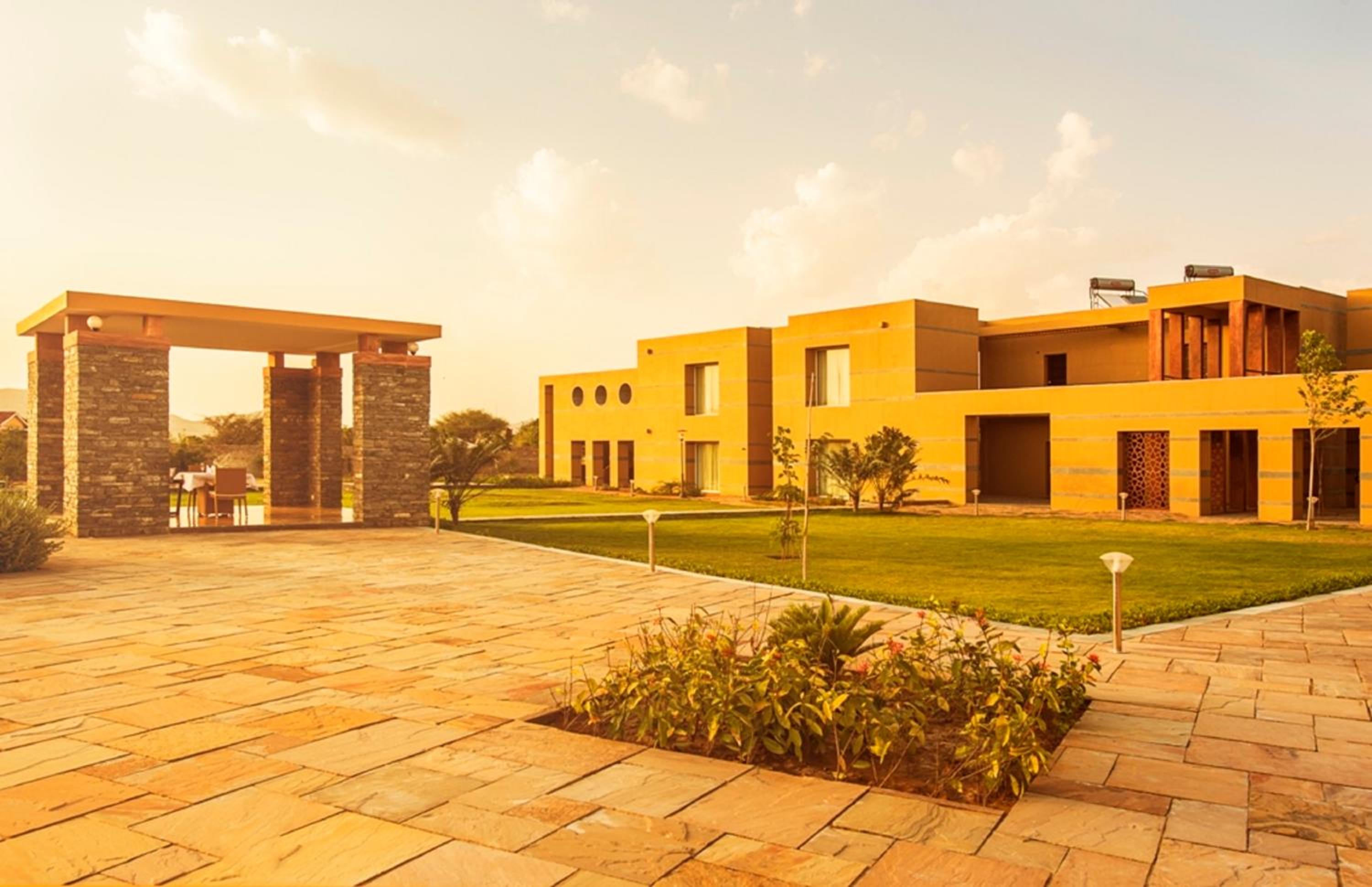 Dera Masuda Luxury Resort