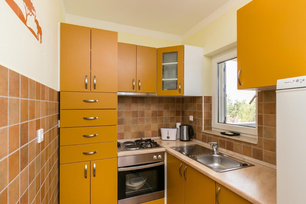 Apartments Oliva view 3