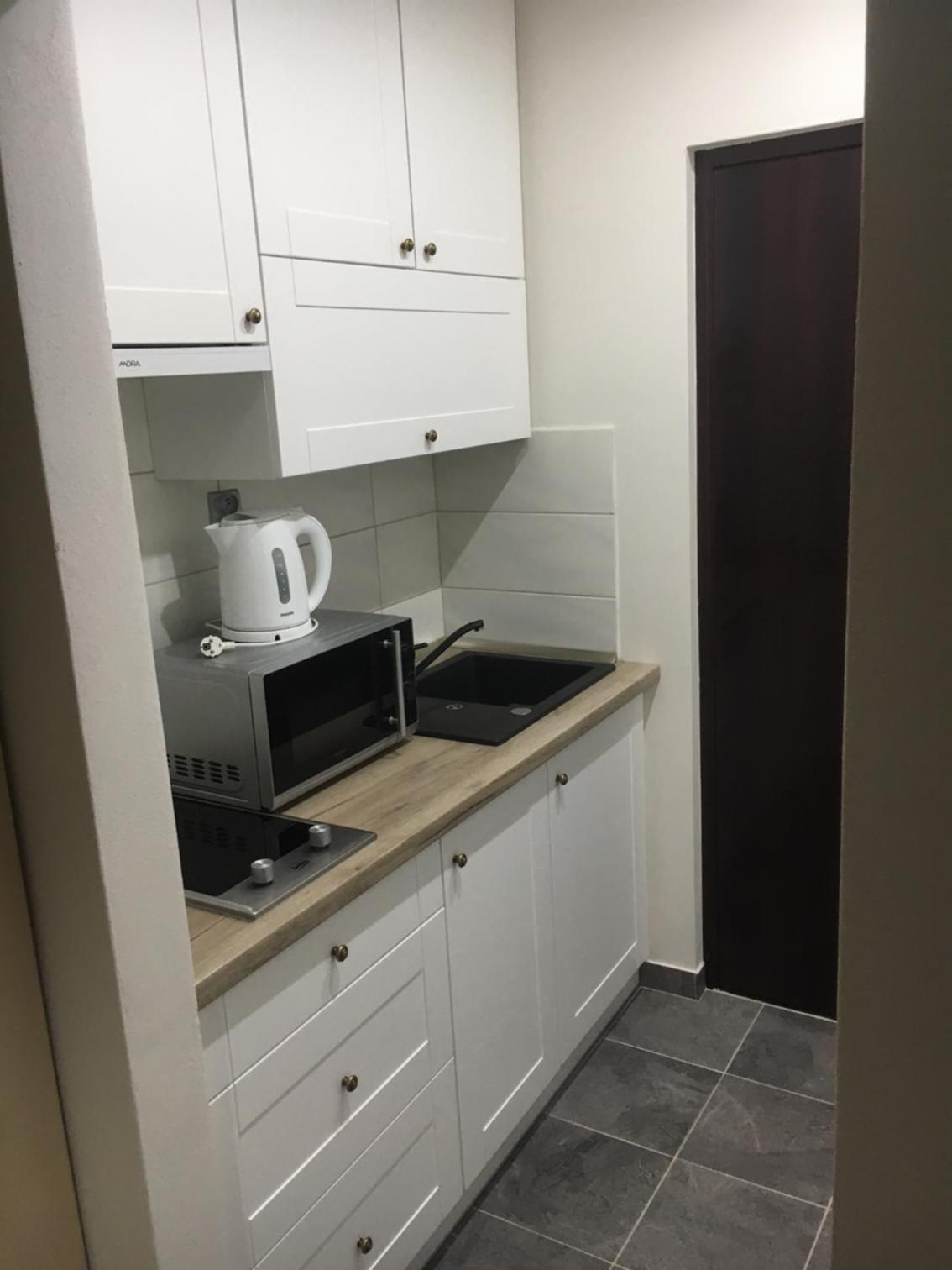 Apartman Saris