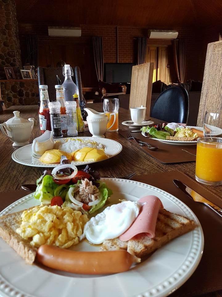 The Wes Village, incl free Breakfast & free today's dish Thai food dinner