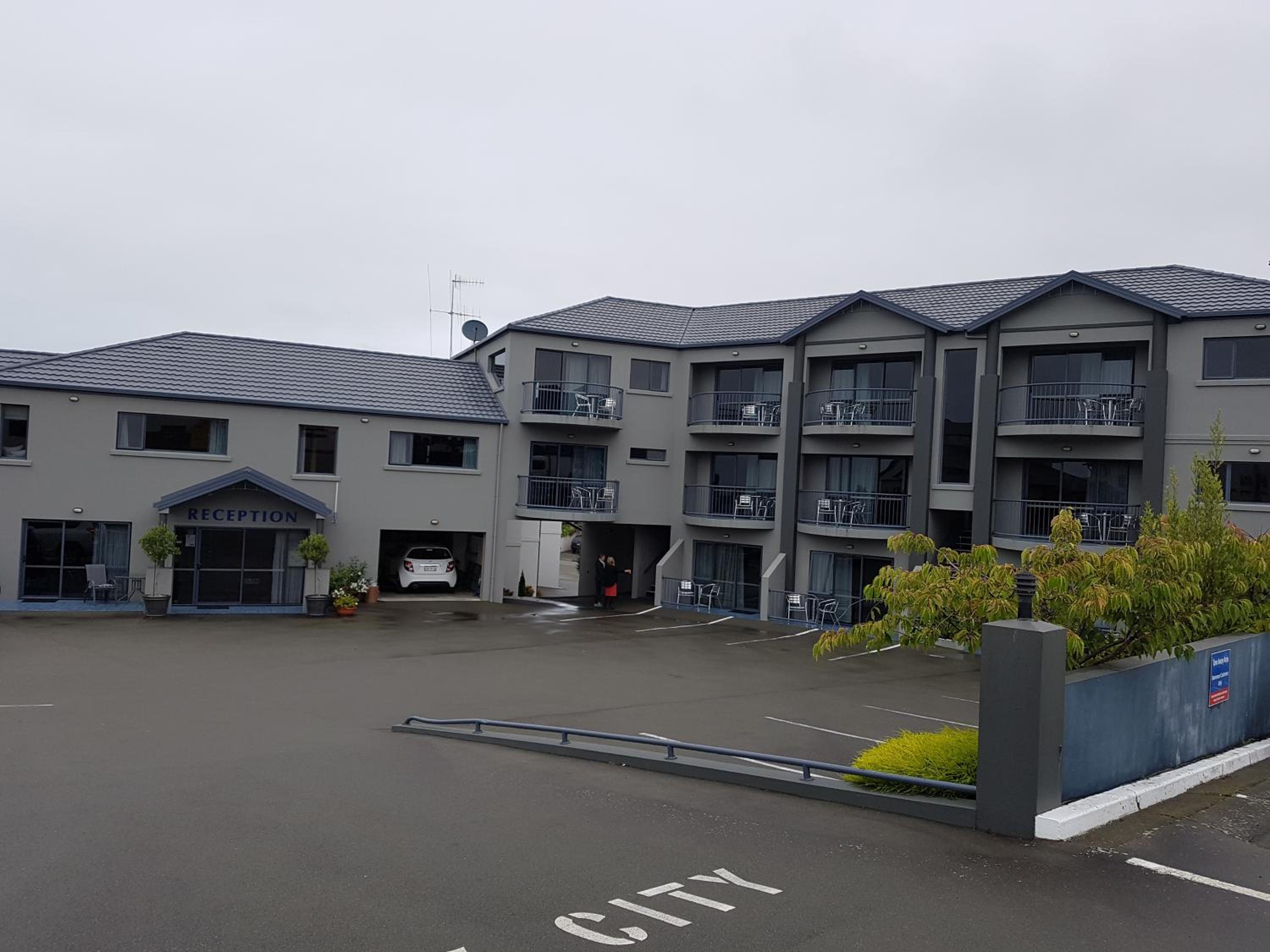 Bay City Motor Lodge