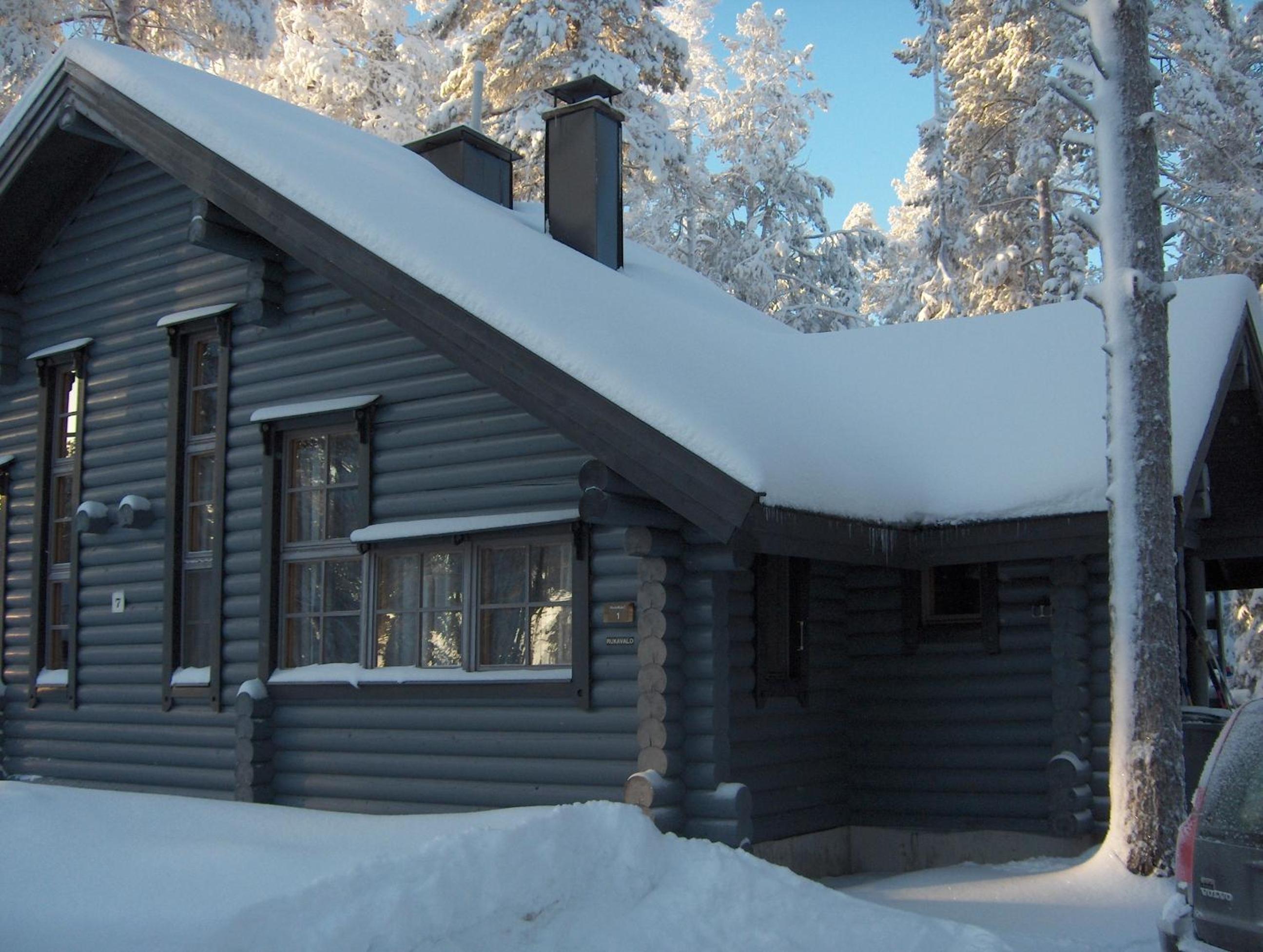 Rukavalo Cottage view 2