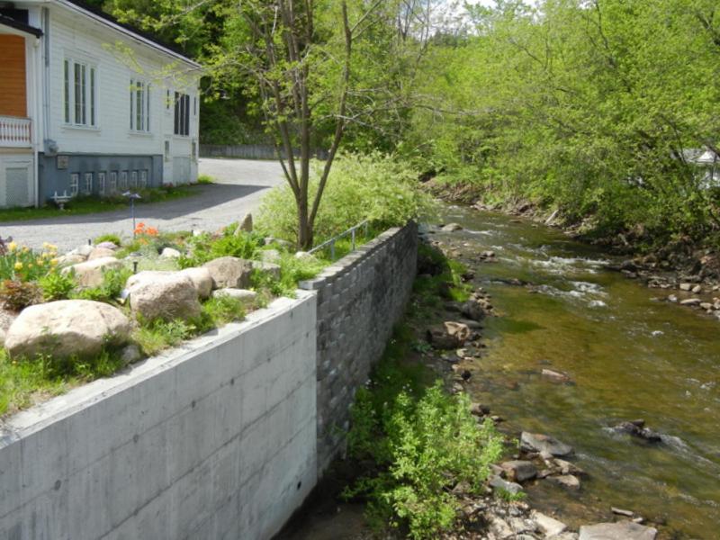 Auberge du Sault-à-la-Puce
