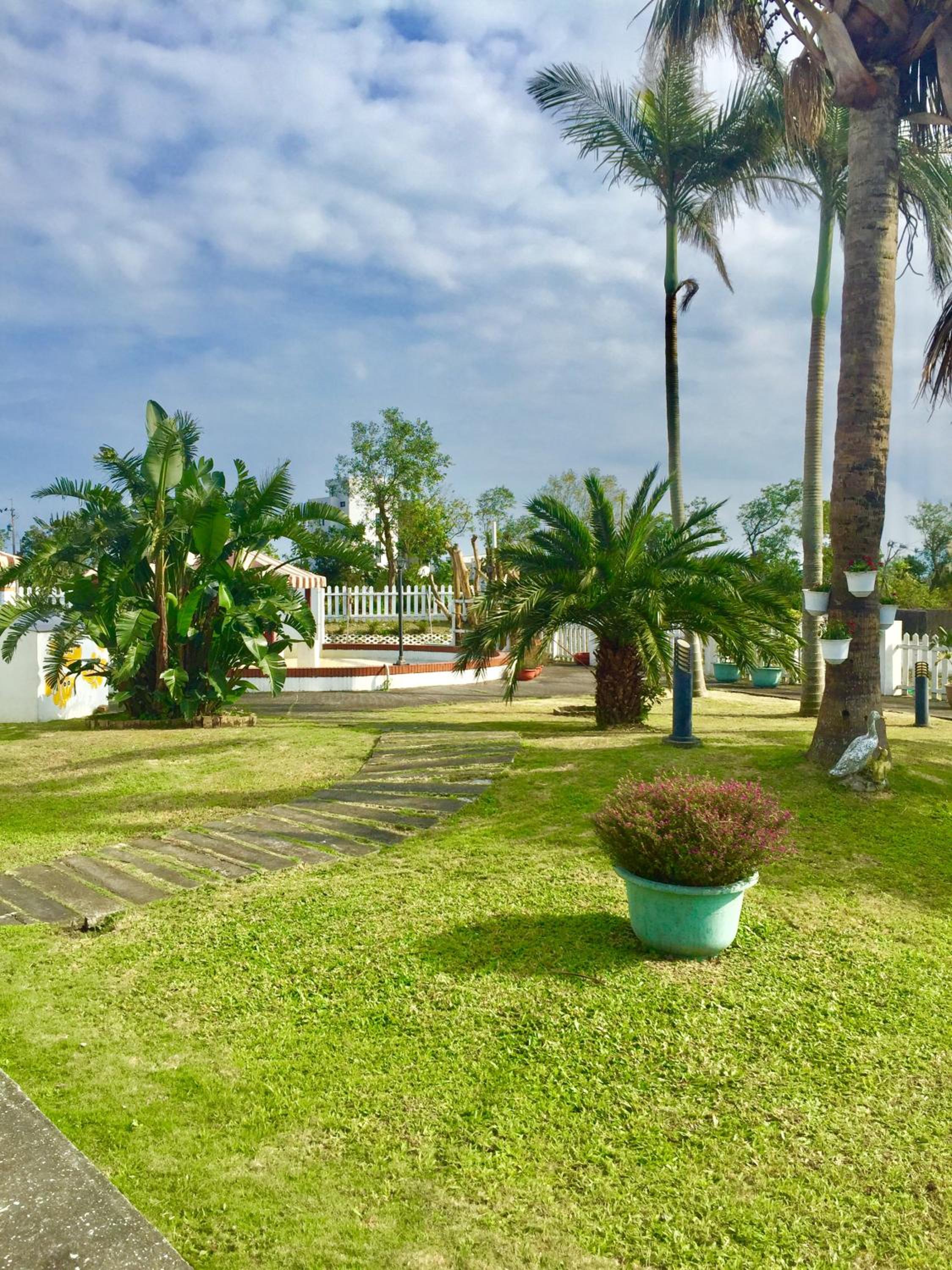 Photo 18