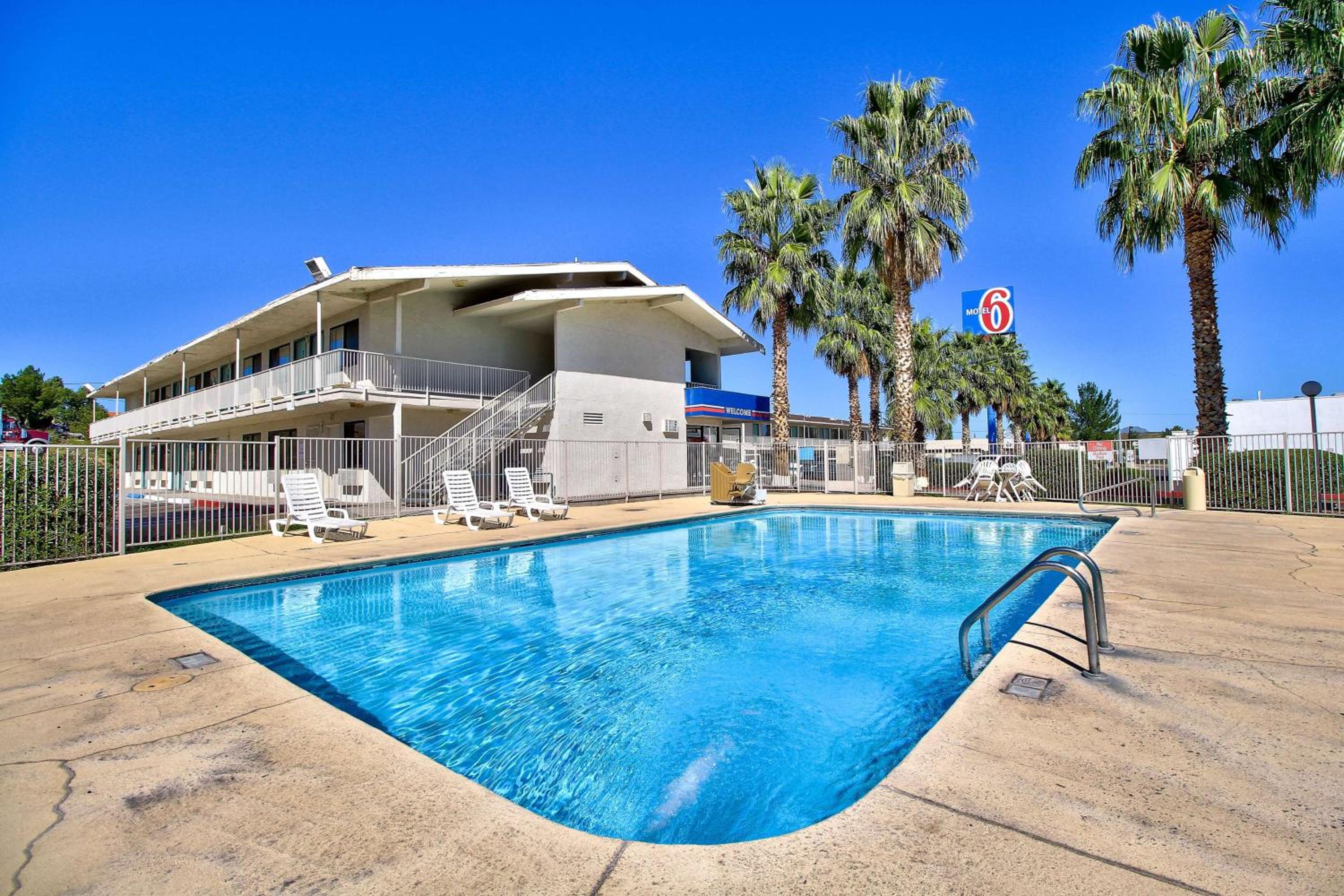 Motel 6-Nogales, AZ - Mariposa Road