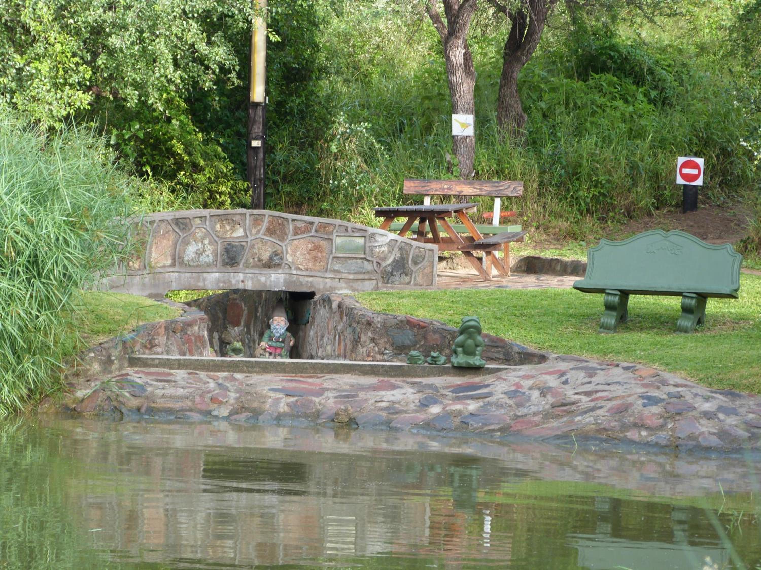 Woodlands Stop Over and Lodge