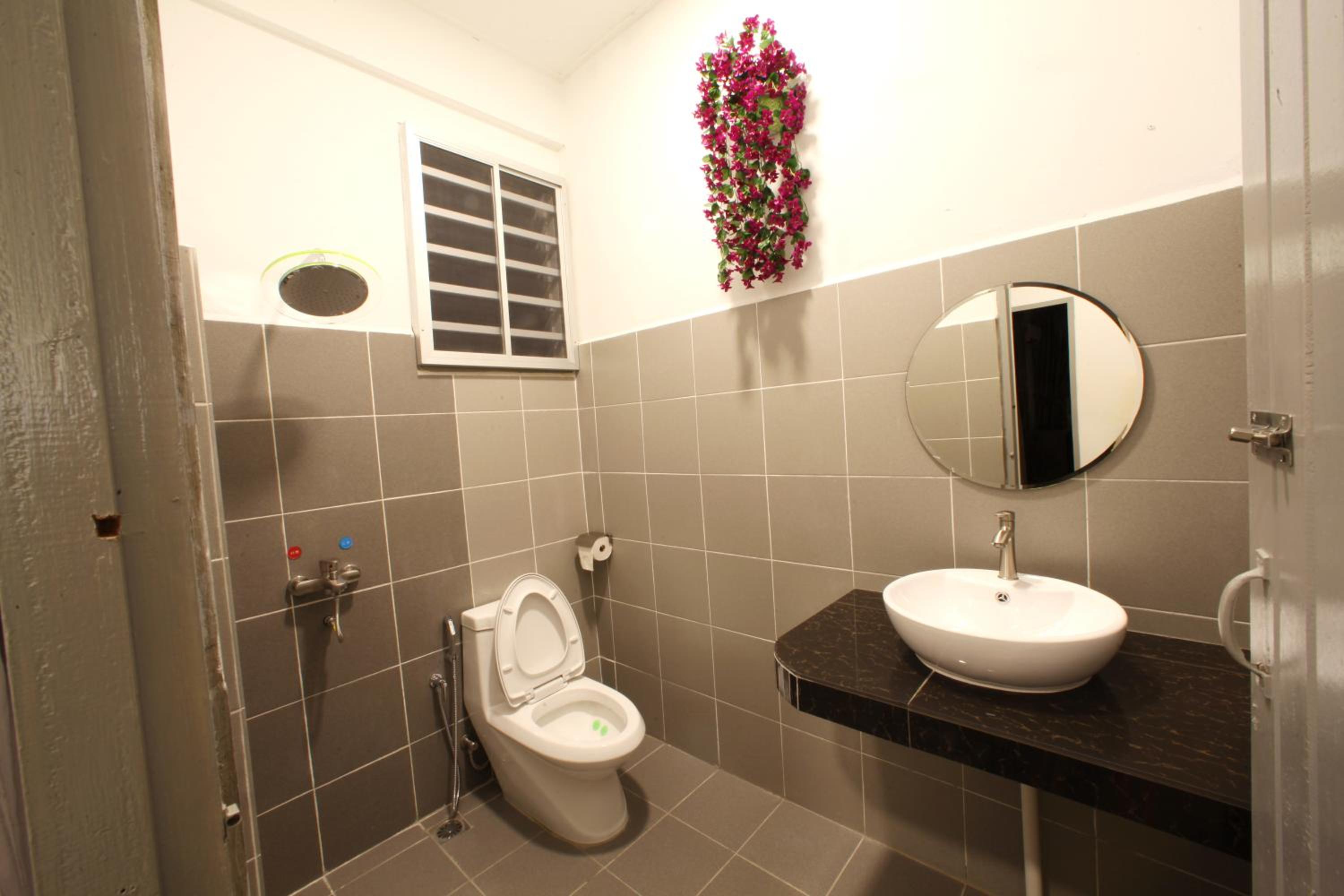Photo 32