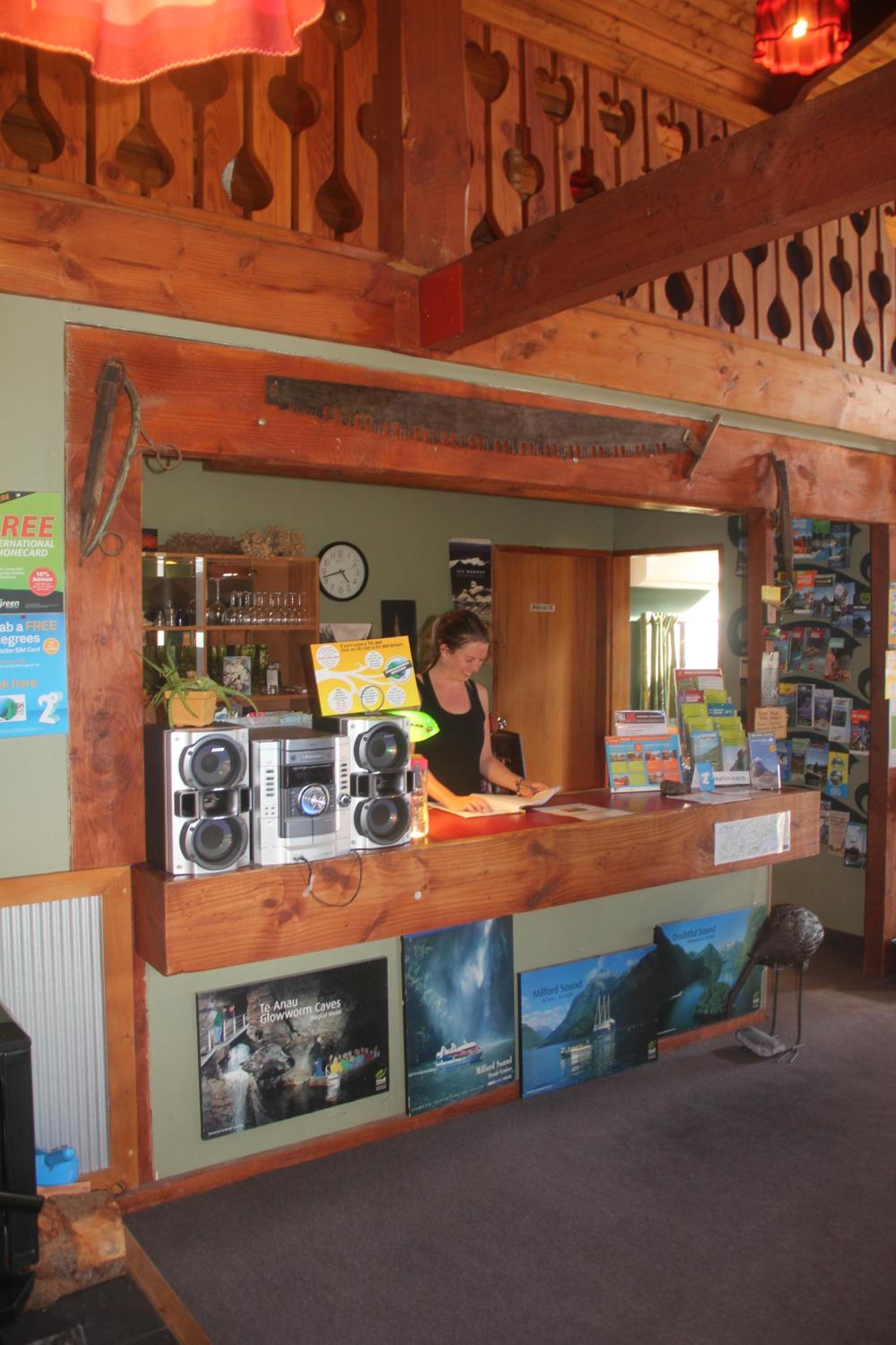 Barnyard Backpackers Te Anau view 2