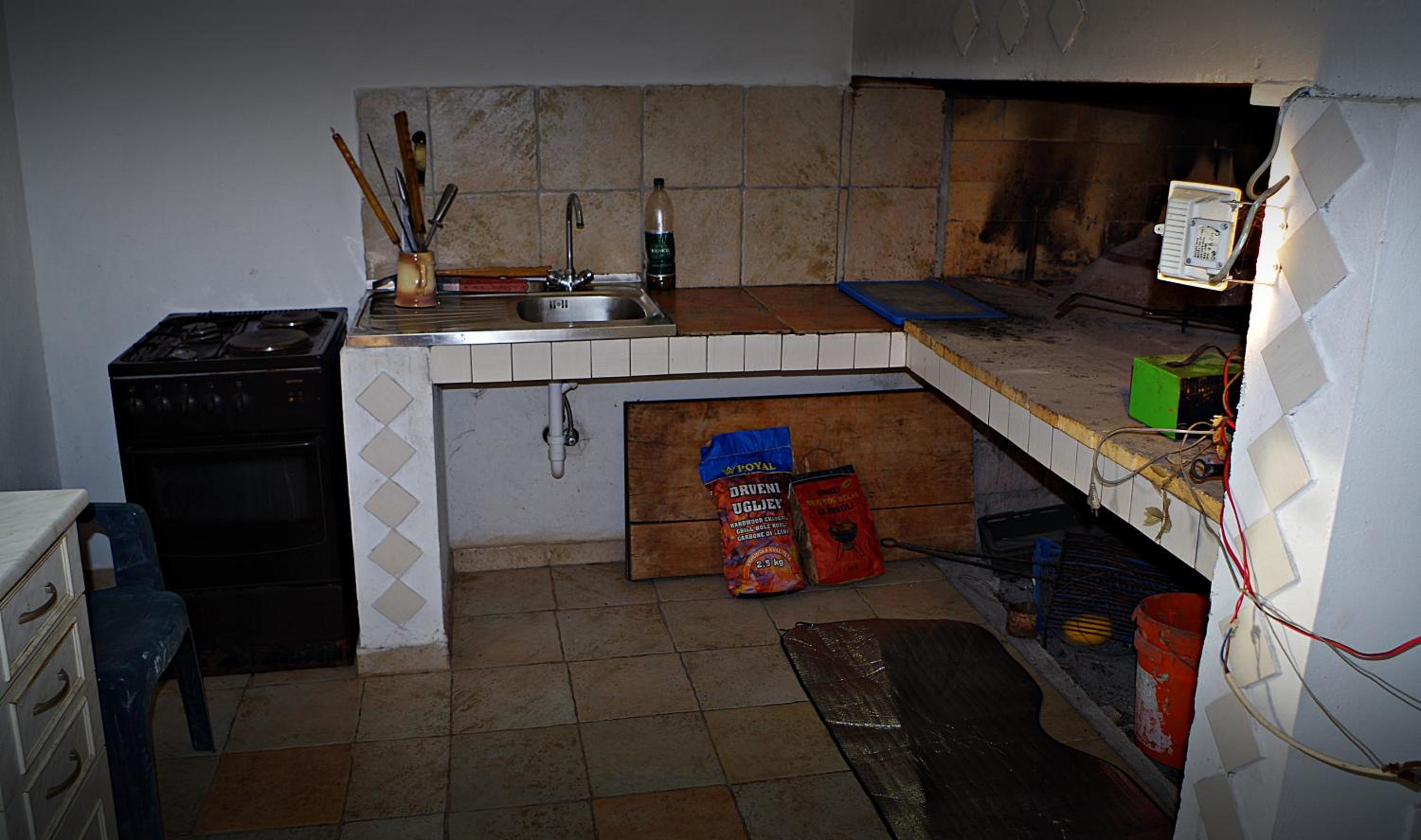 Apartmani Mihaela Dobropoljana 52 view 2