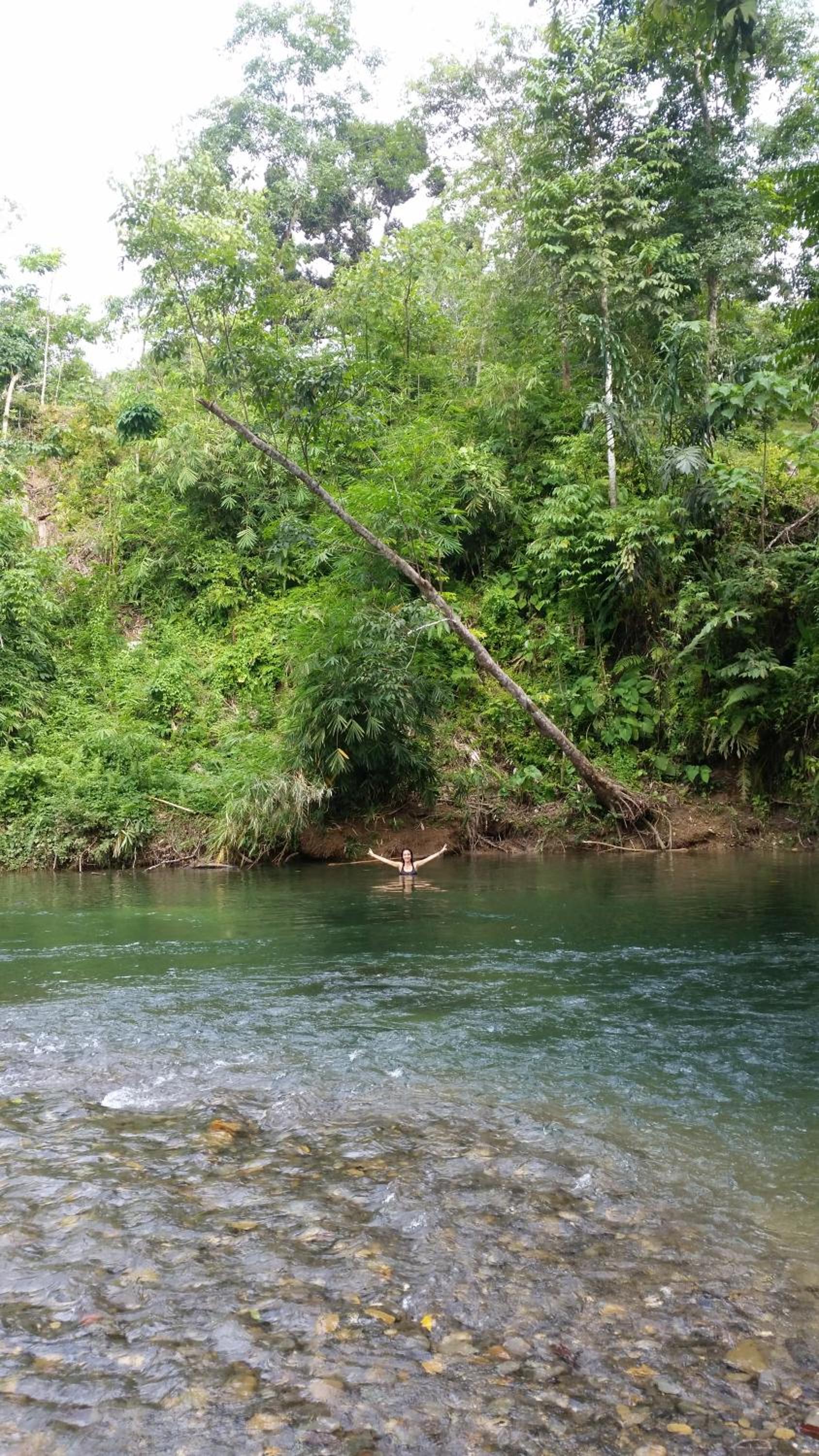 Batu Kapal Guest House & Jungle trekking