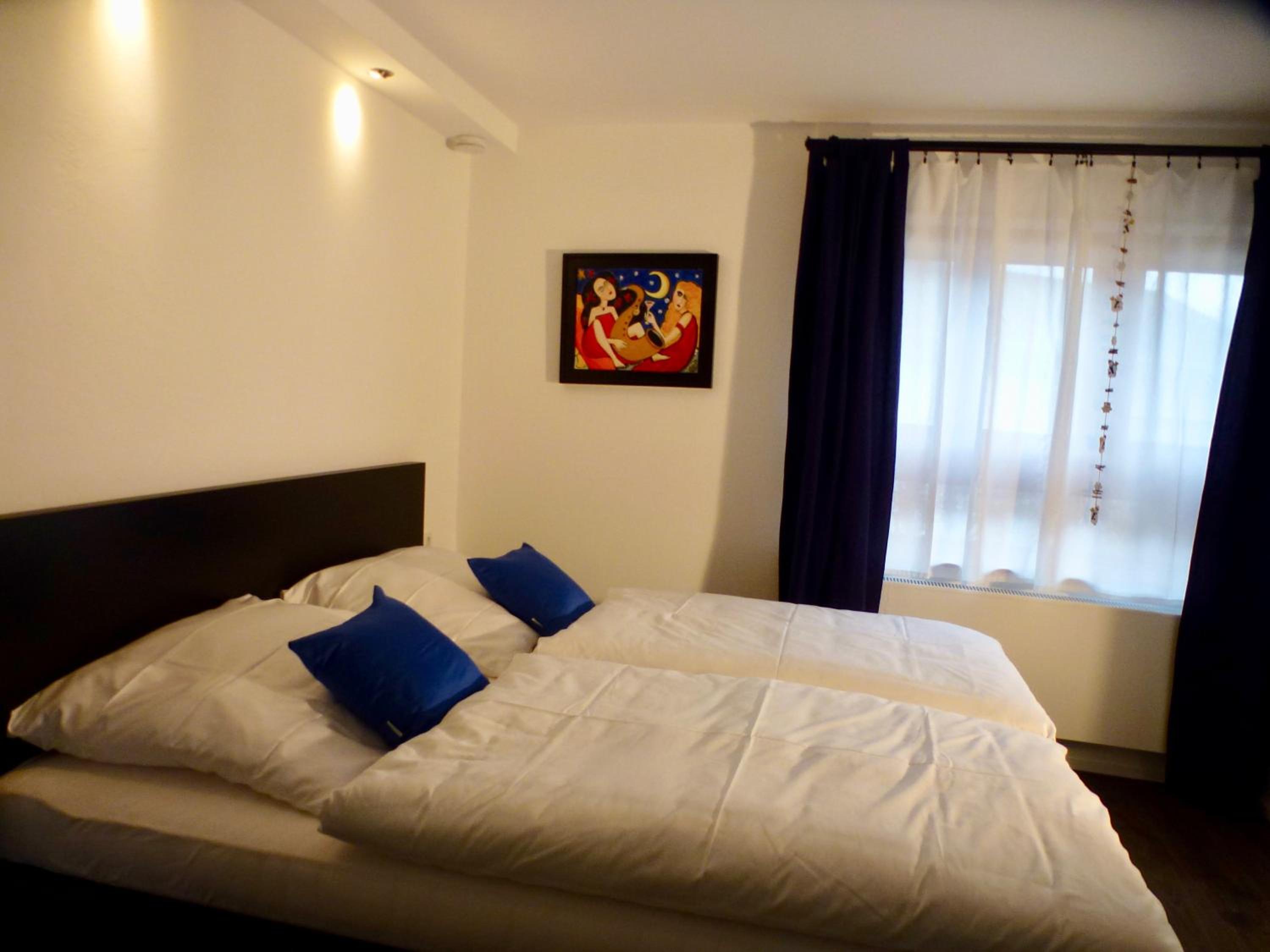 Photo 32