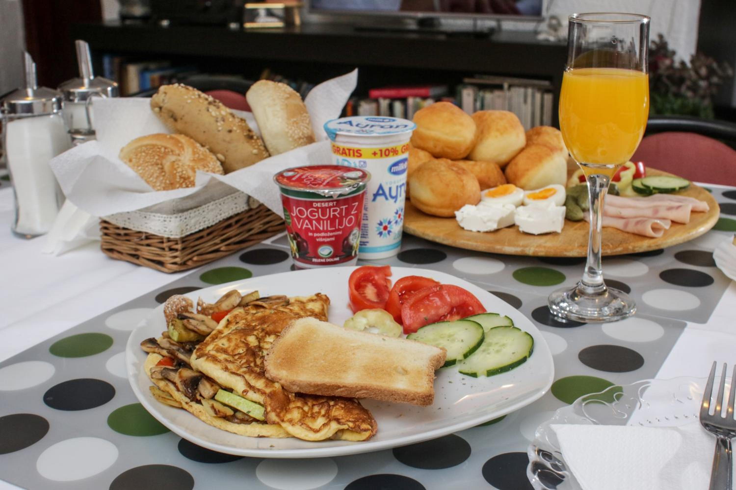 Halvat Guesthouse