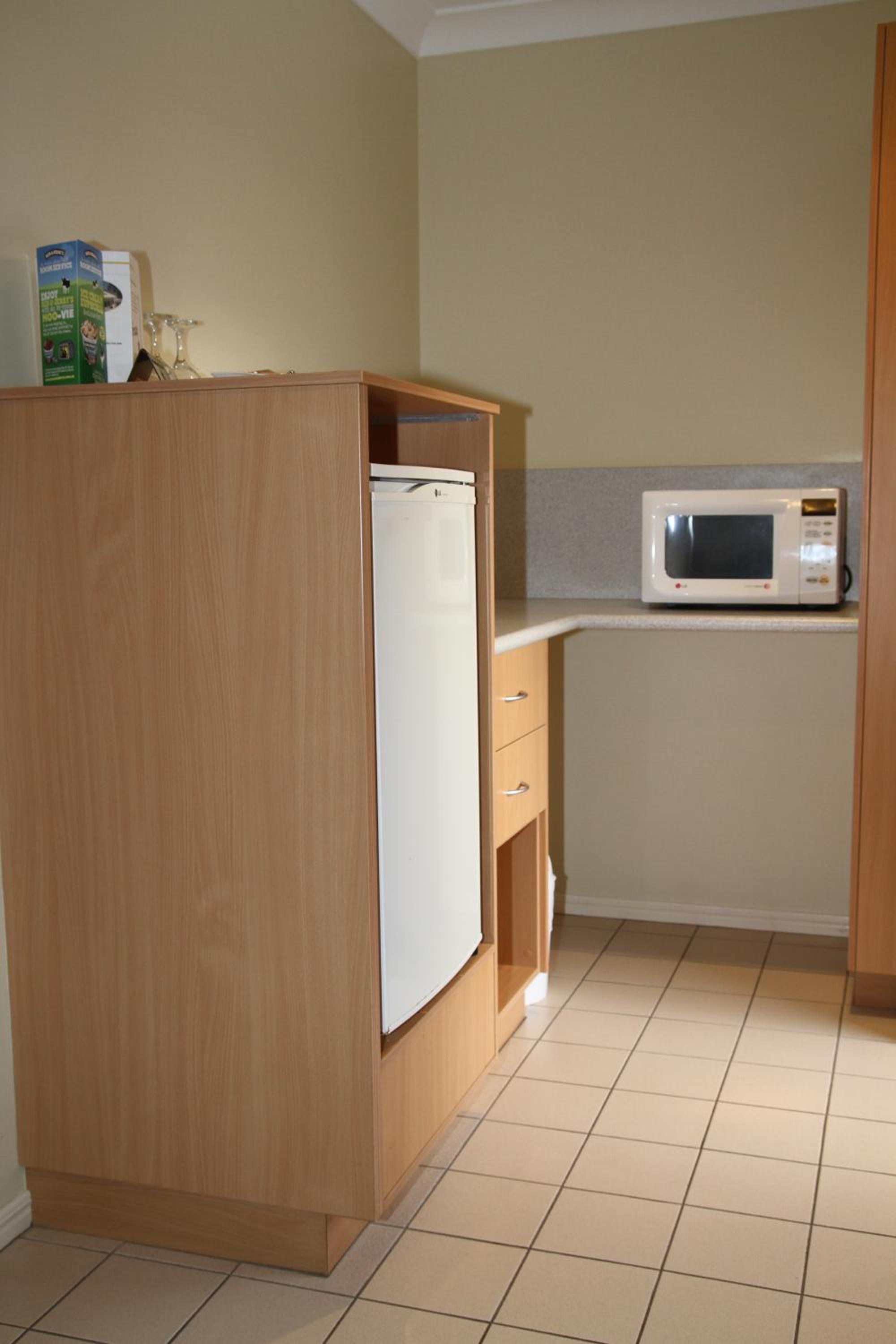 Country Roads Motor Inn Gayndah