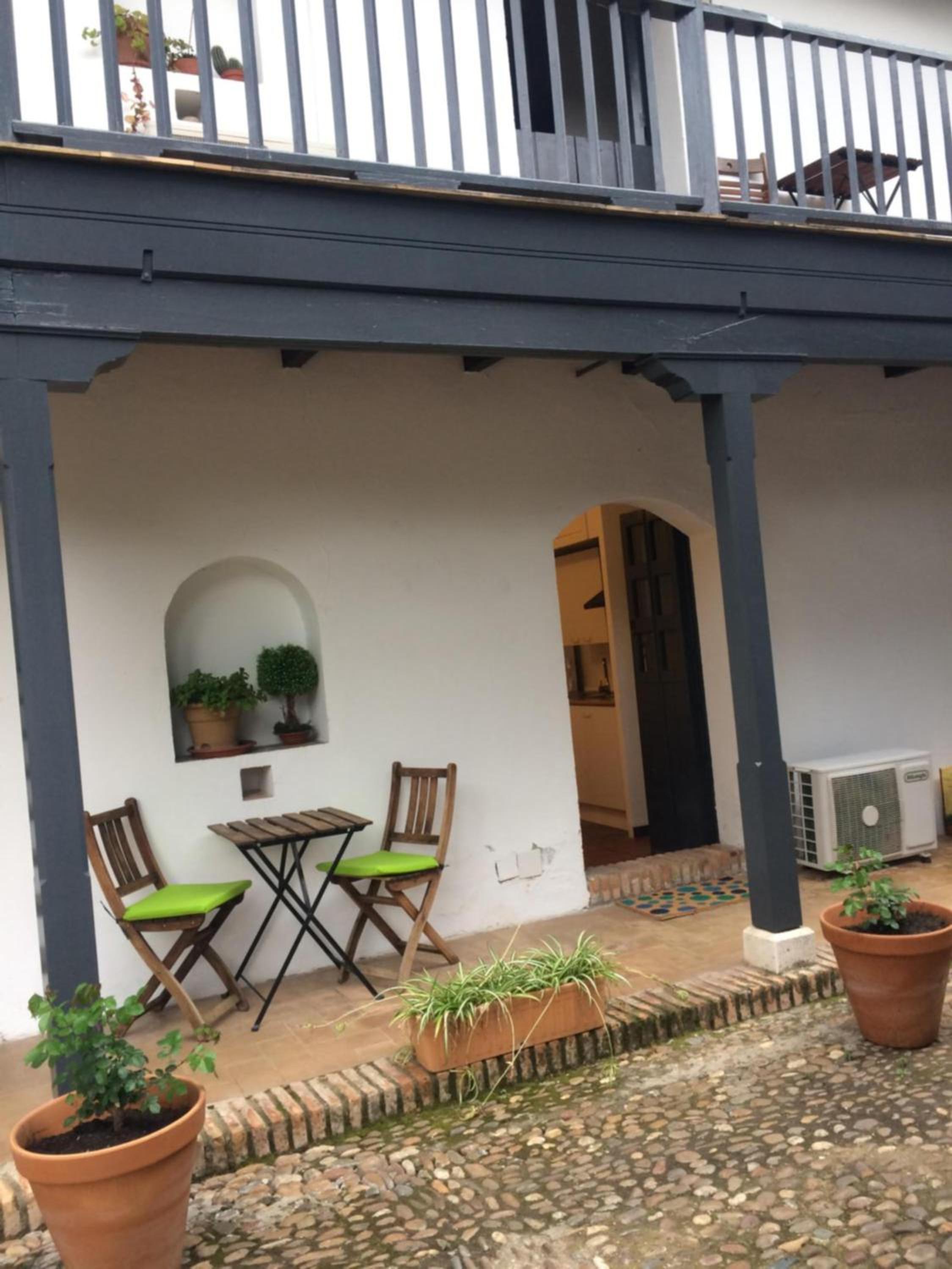 Apartamentos Gadi Corral Siglo XVI