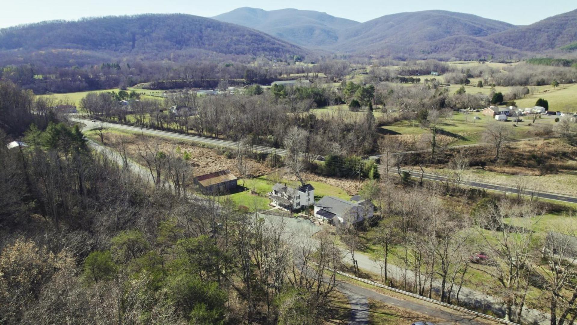 Afton Farmhouse
