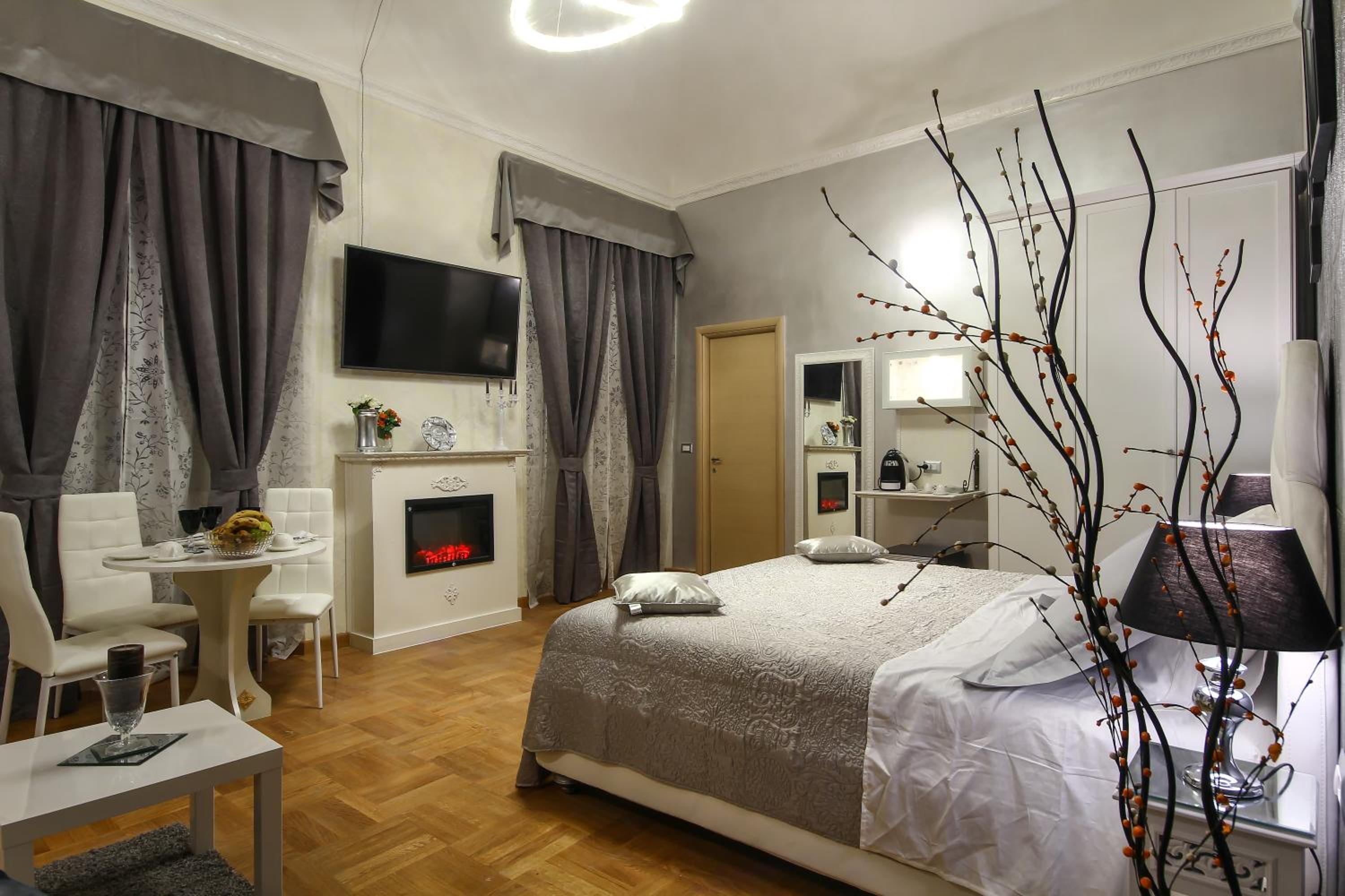 Photo 47