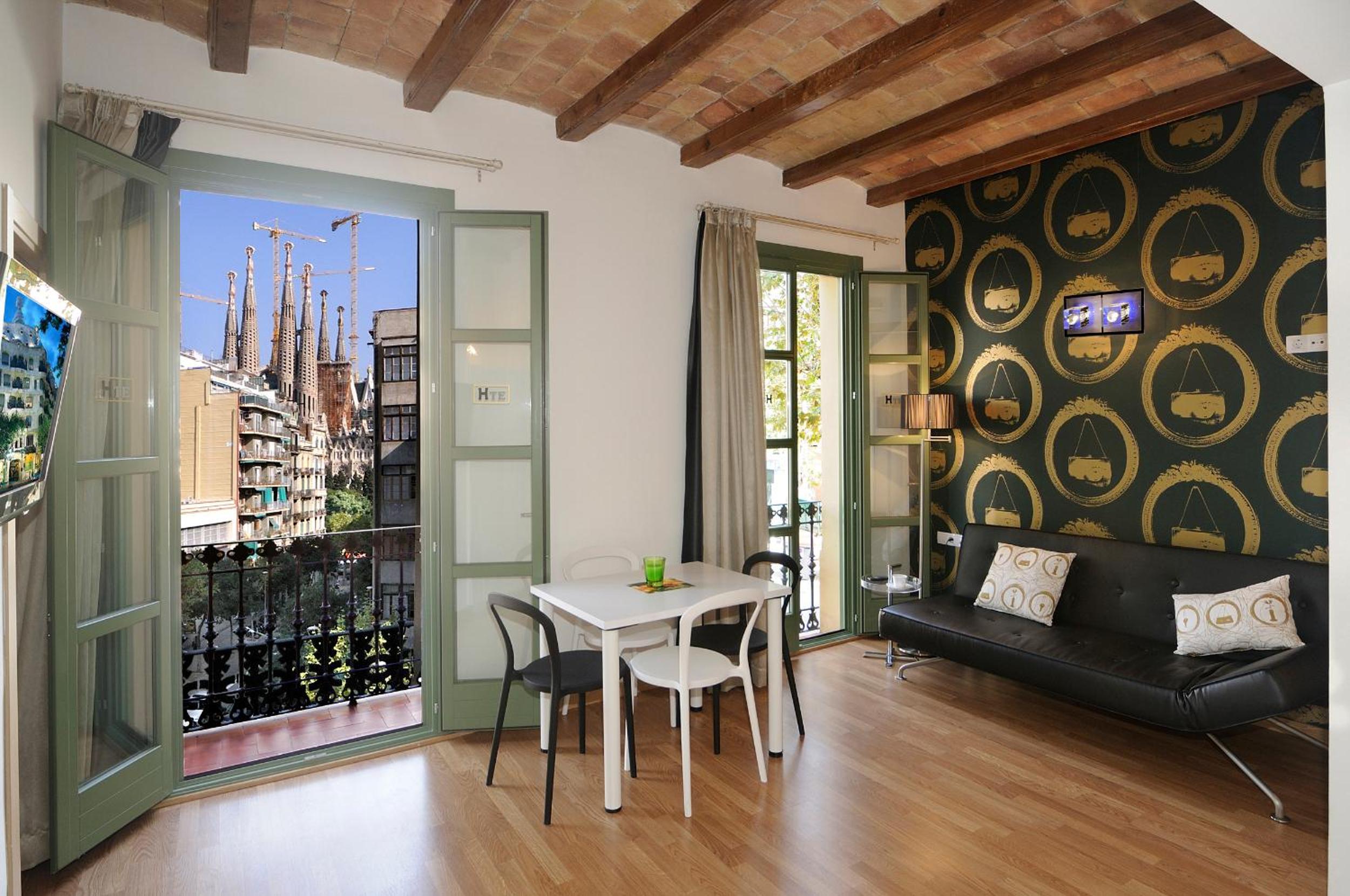 Apart-Suites Hostemplo — Barcelona