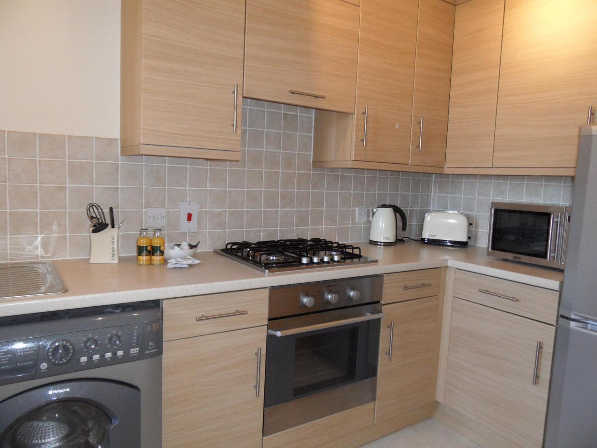 Basingstoke Vacations - Sherborne House, City Centre Victorian Apartments - Property Image 10