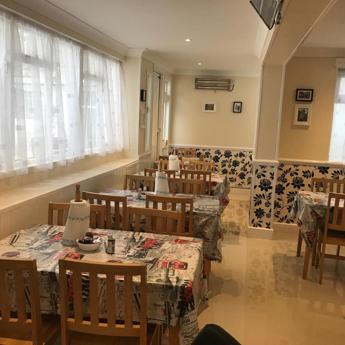 restaurant