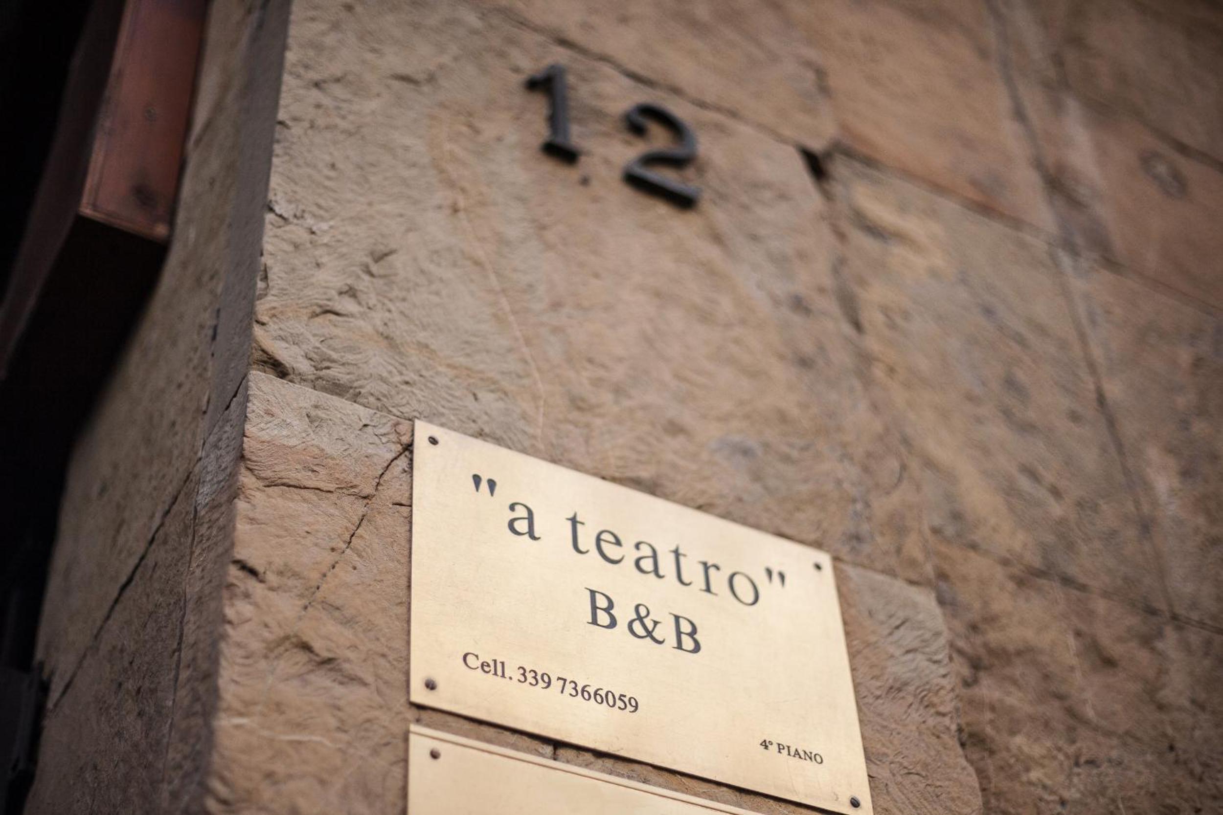 A Teatro