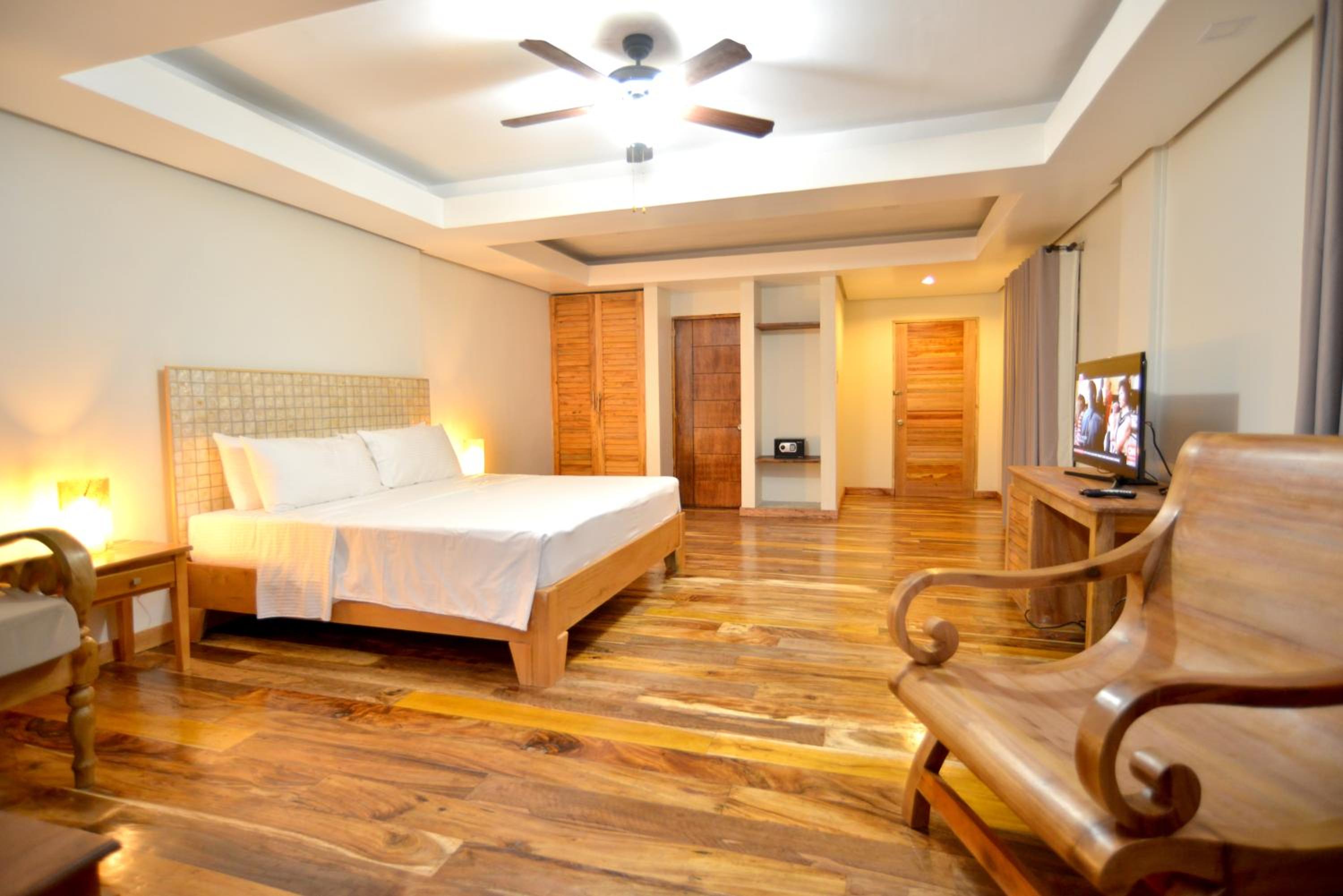 Nabulao Beach Resort