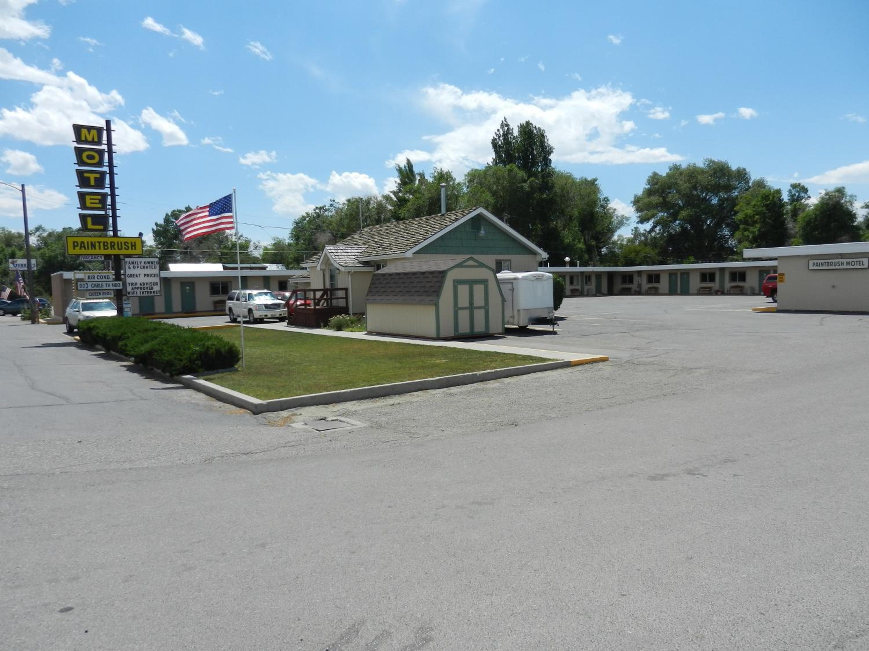 Riverton Vacations - Paintbrush Motel - Property Image 9