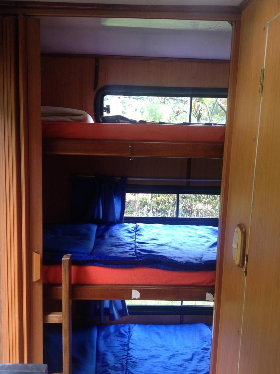 LA MESETA DE TOMINE CAMPER