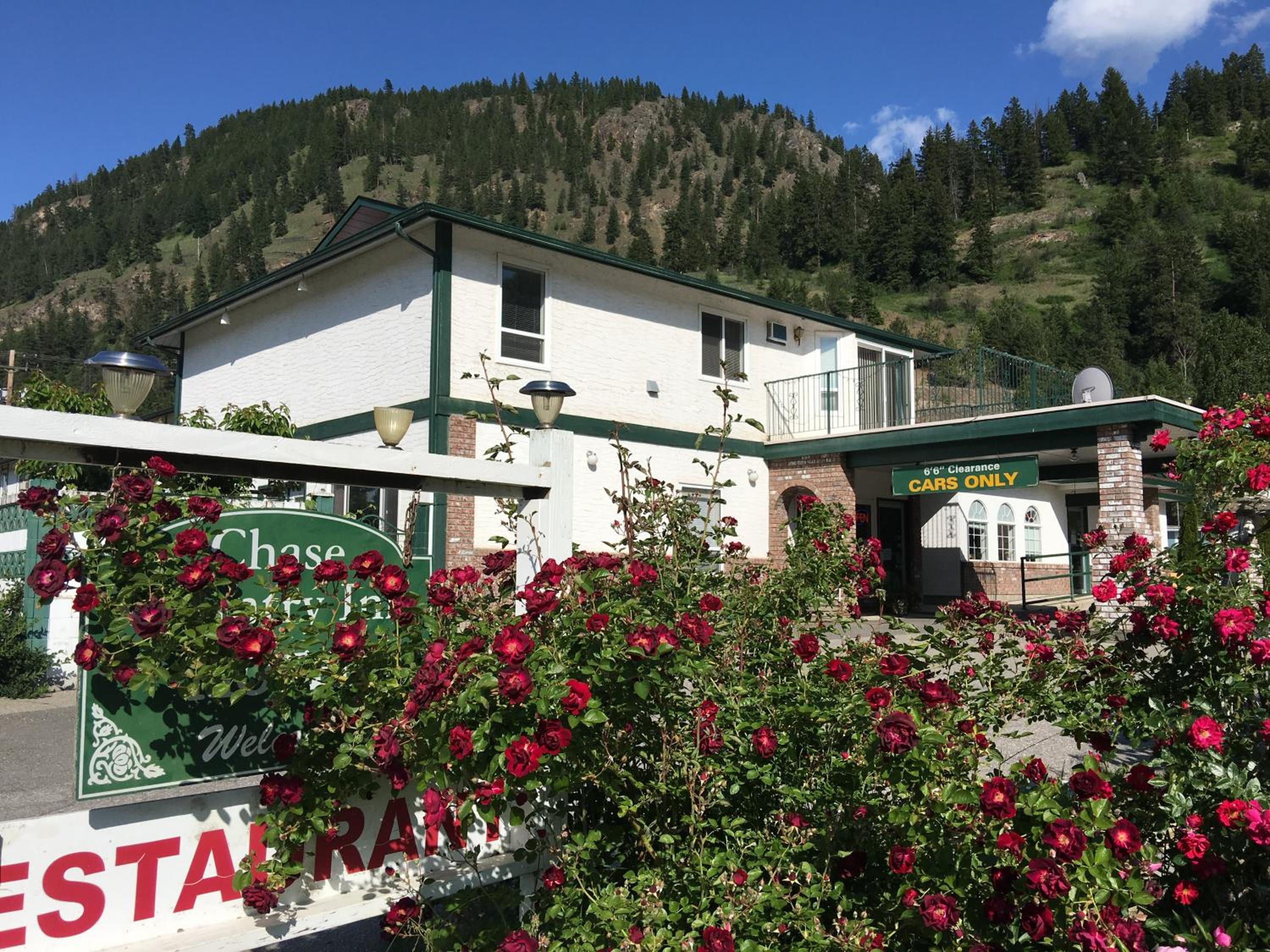 Chase Country Inn